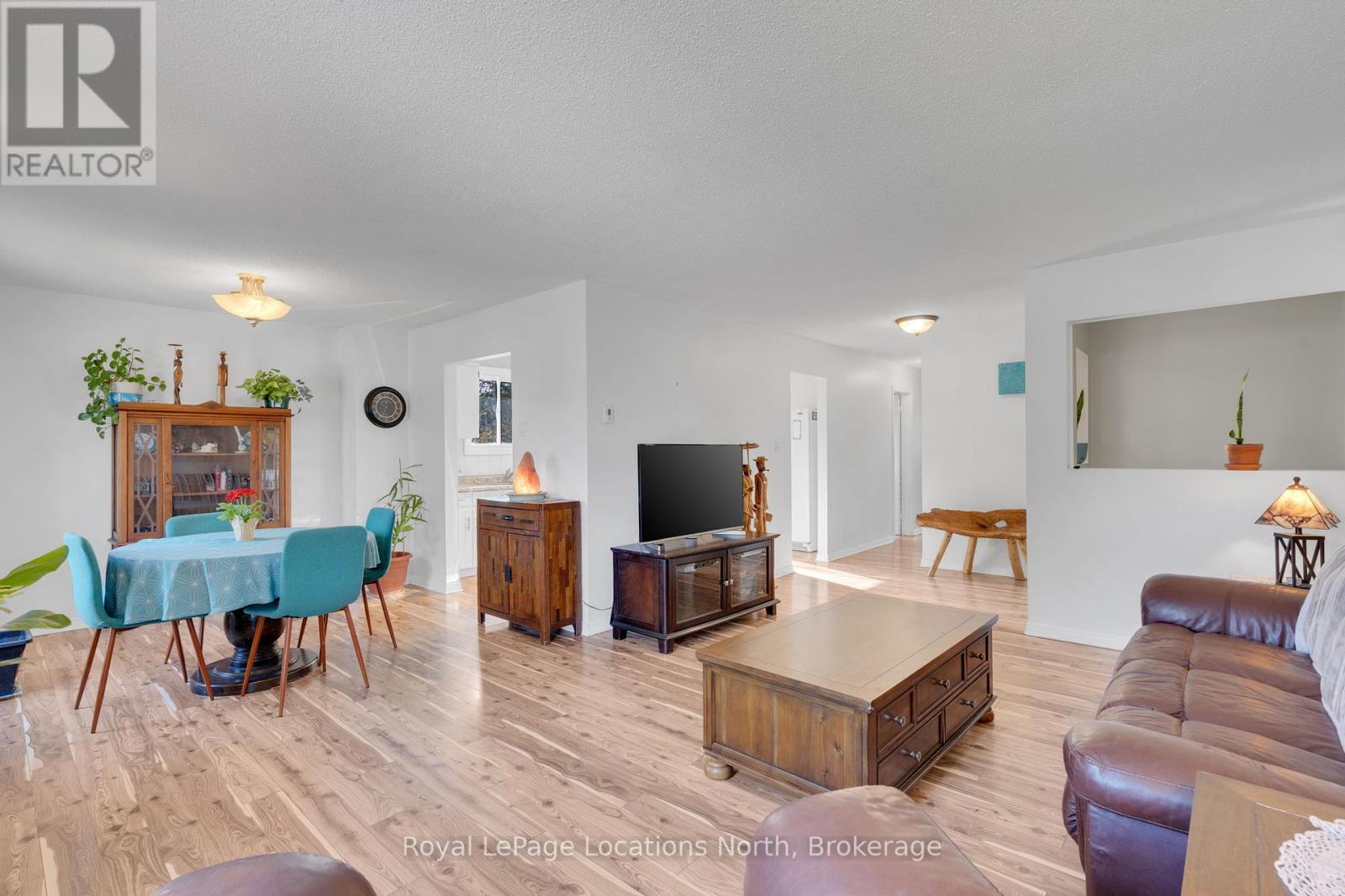 214 Sunnidale Street, Clearview, Ontario  L0M 1S0 - Photo 11 - S12163954