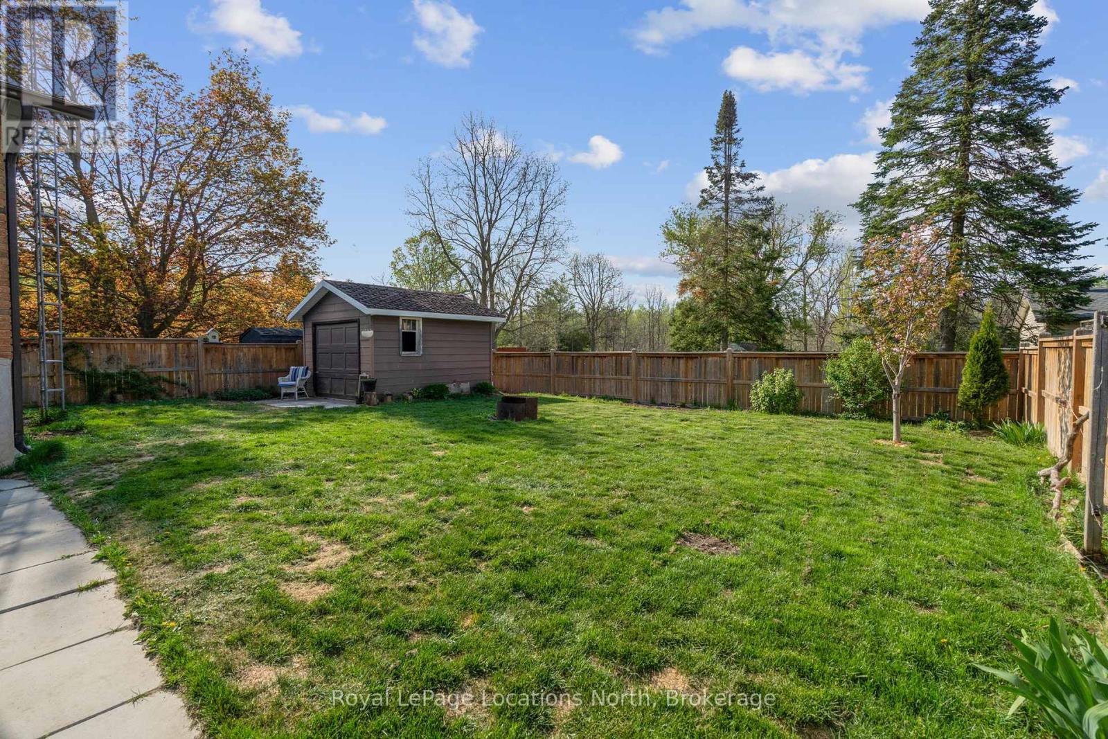 Property at 214 SUNNIDALE STREET image 5
