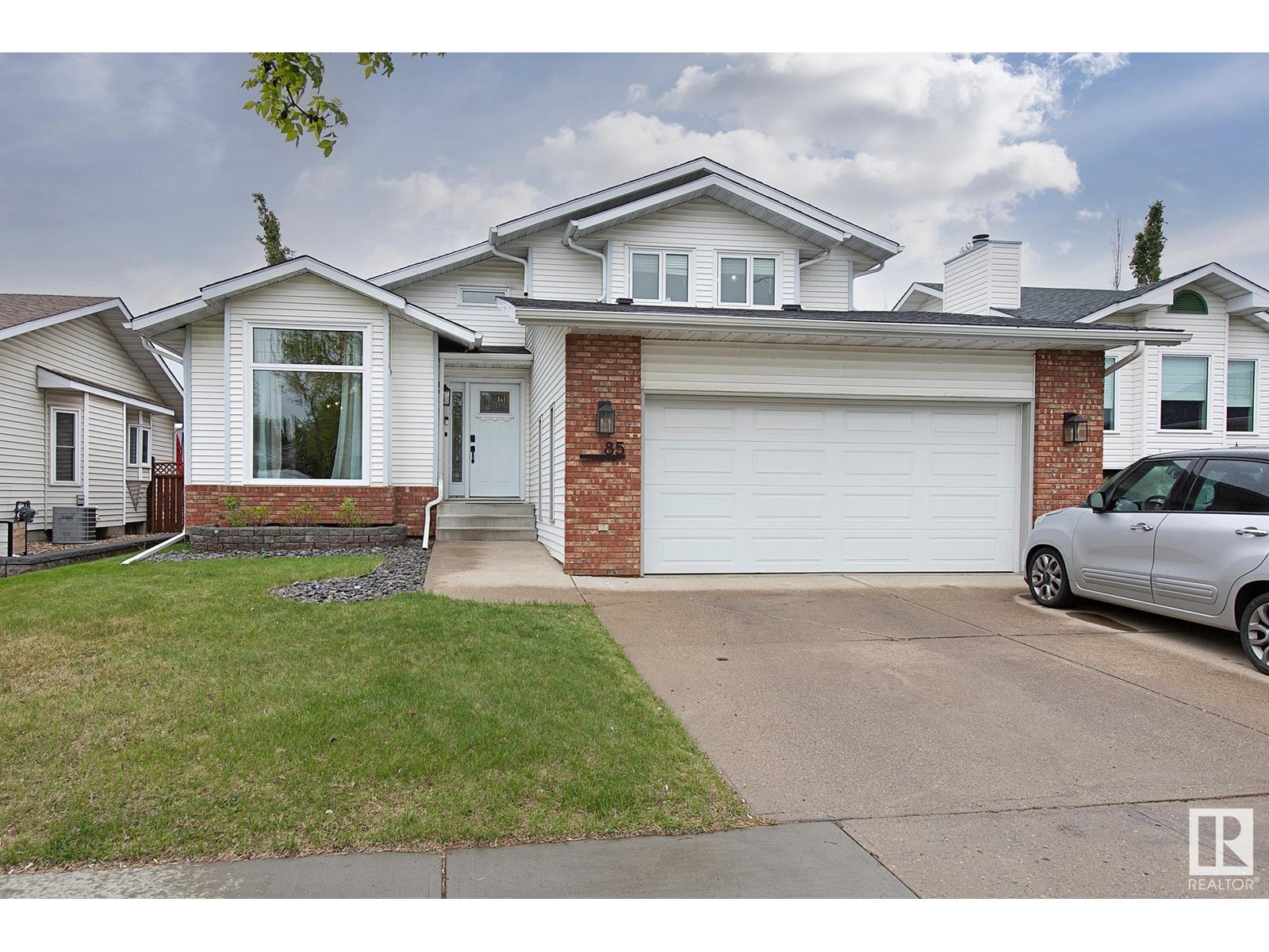 Property at 85 COACHMAN WY image 1