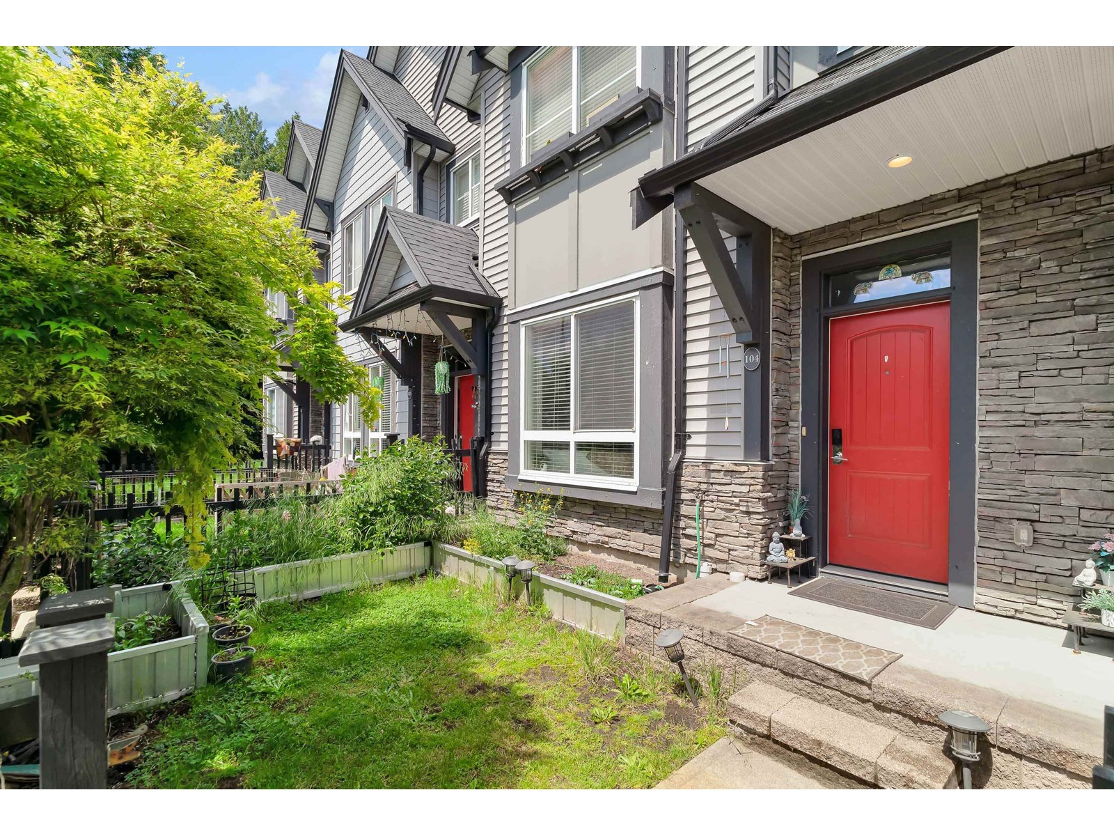 104 14555 68 Avenue, Surrey, British Columbia  V3S 2A8 - Photo 2 - R3004334