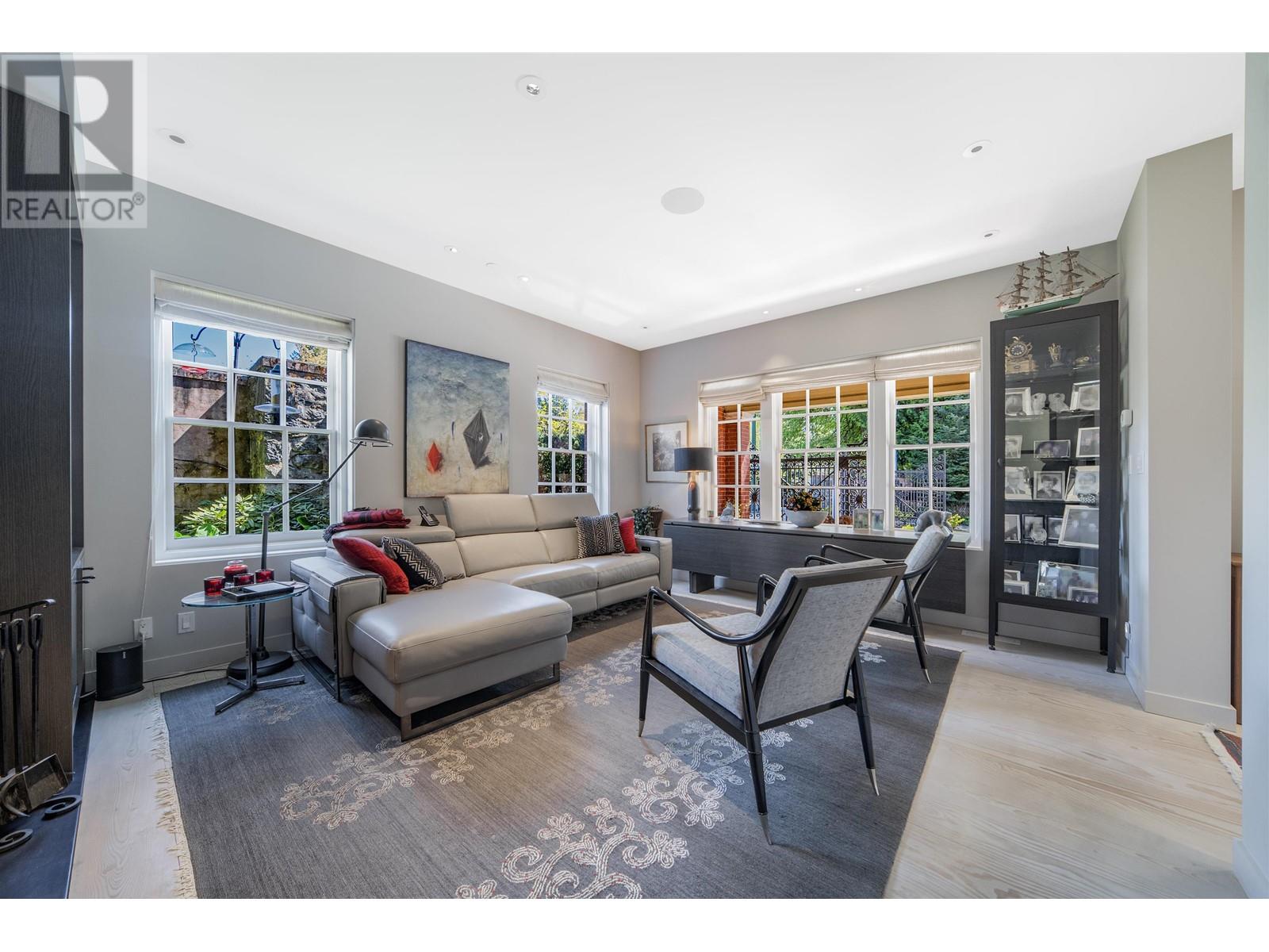 Listing Picture 10 of 40 : 1501 ATLAS LANE, Vancouver / 溫哥華 - 魯藝地產 Yvonne Lu Group - MLS Medallion Club Member