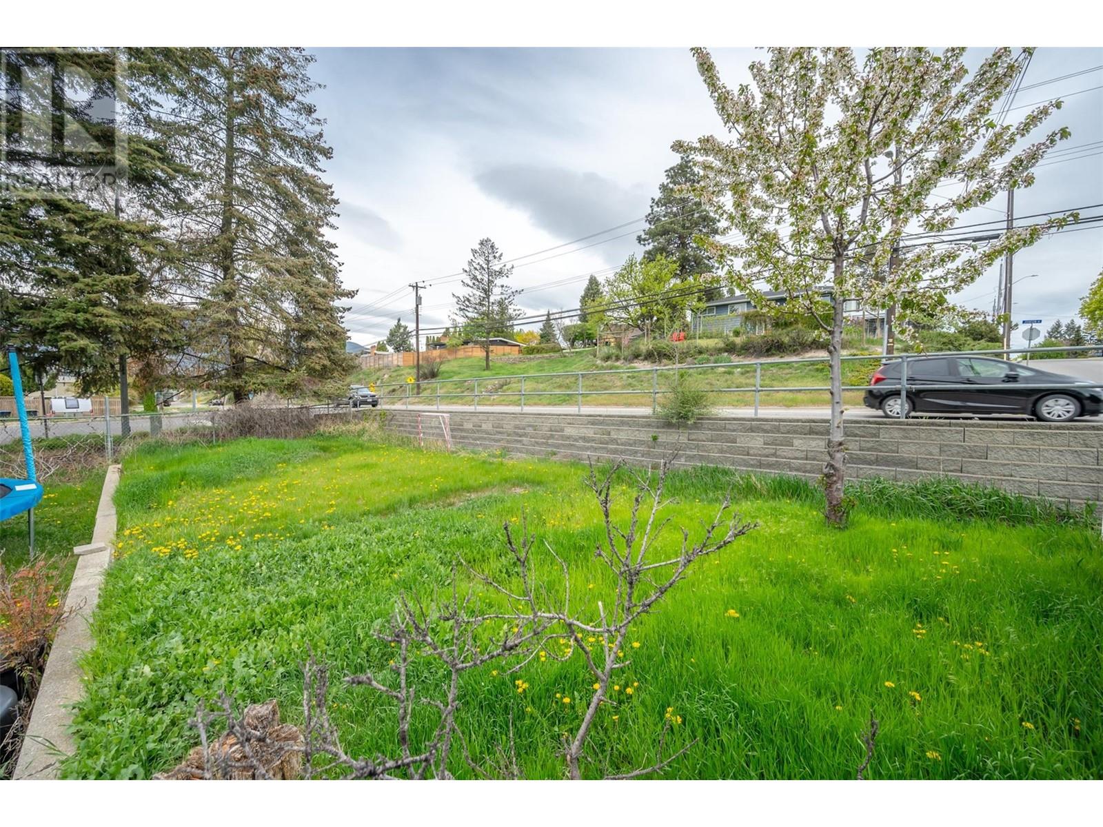 402 Heather Road, Penticton, British Columbia  V2a 6P2 - Photo 50 - 10345429