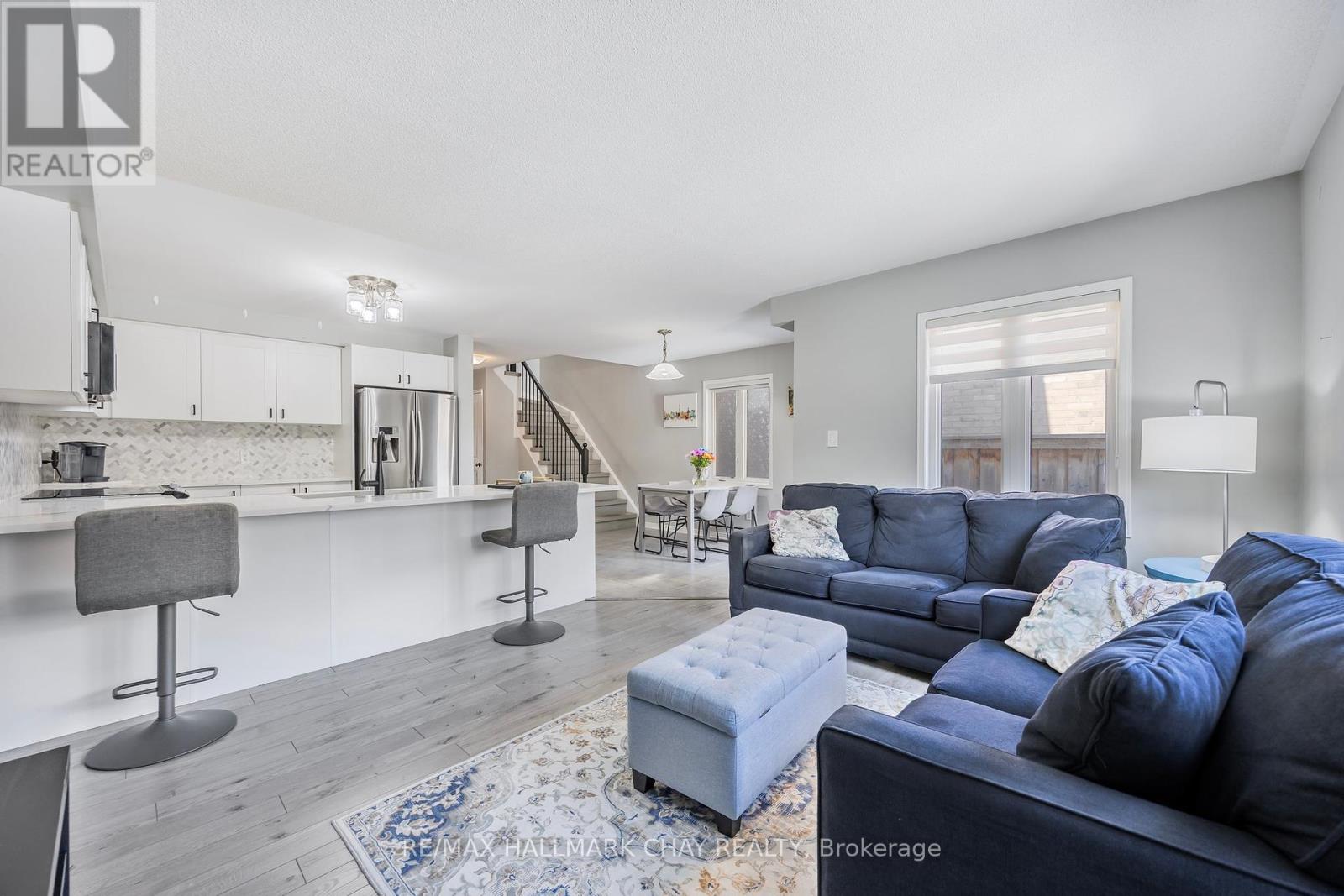 5 Hoard Avenue S, New Tecumseth, Ontario  L9R 0M4 - Photo 11 - N12158593