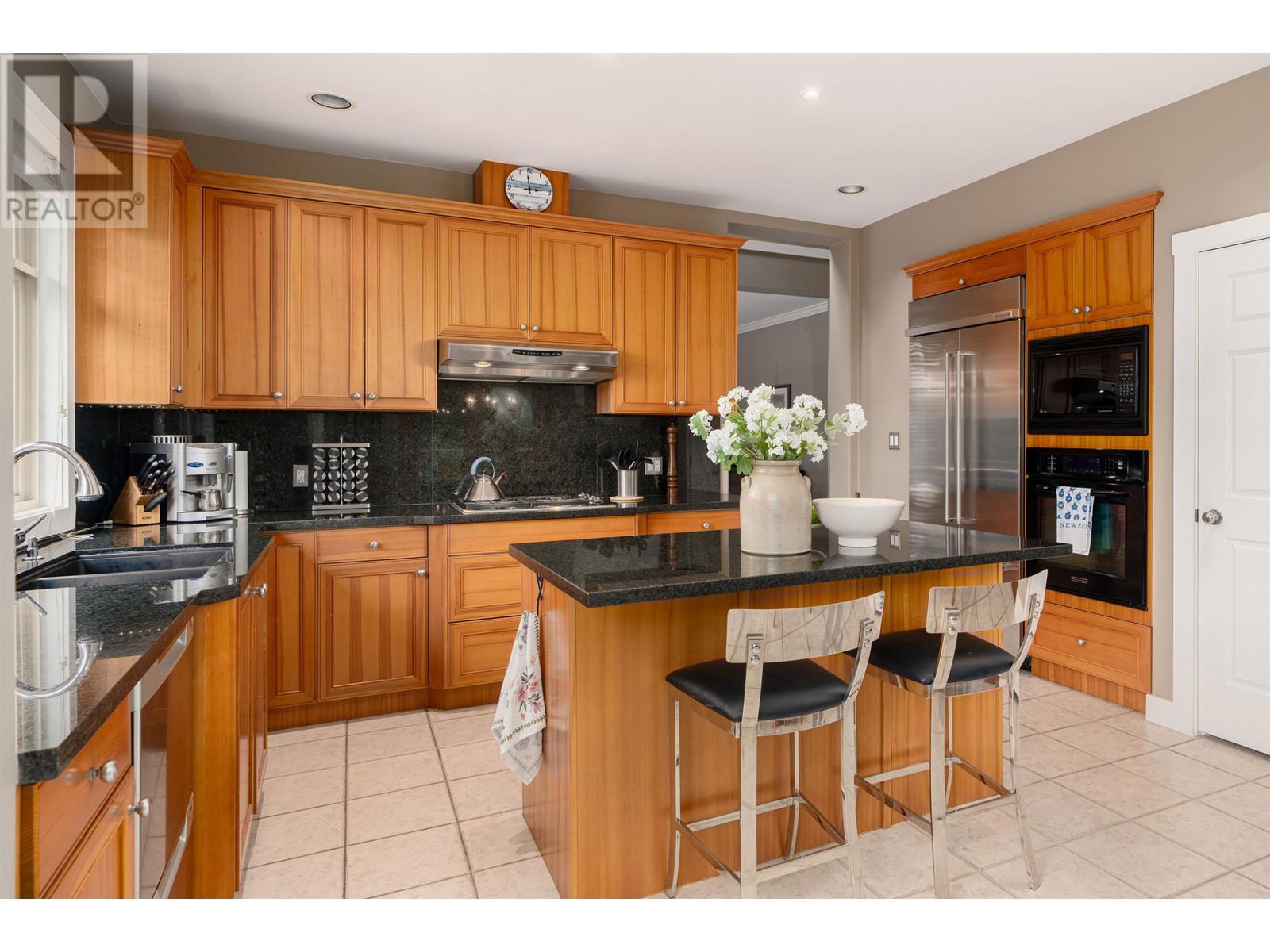 5780 Cranley Drive, West Vancouver, British Columbia  V7W 1S8 - Photo 10 - R3005590