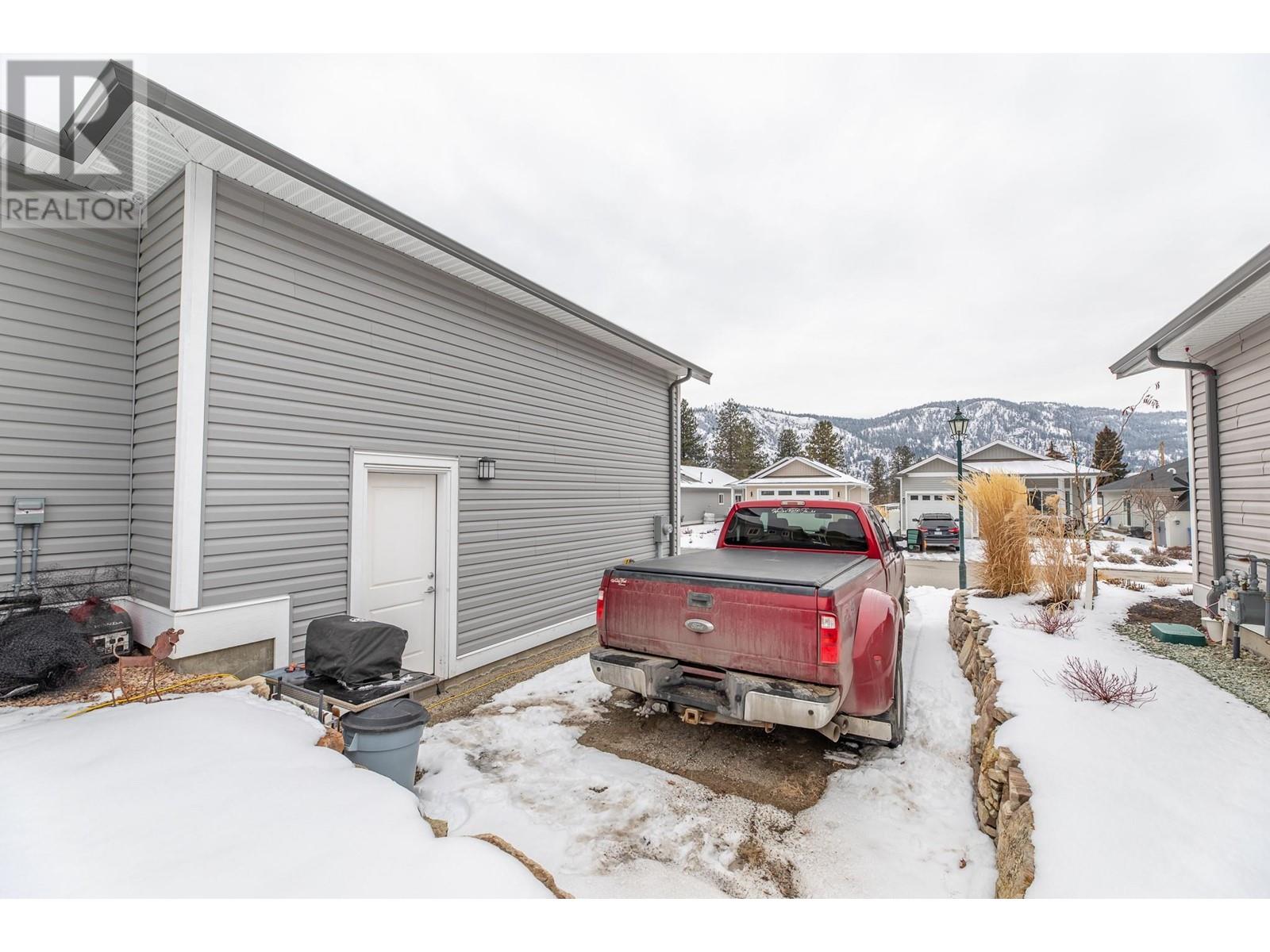 4505 MCLEAN CREEK Road Unit# G10, Okanagan Falls, BC V0H1R1