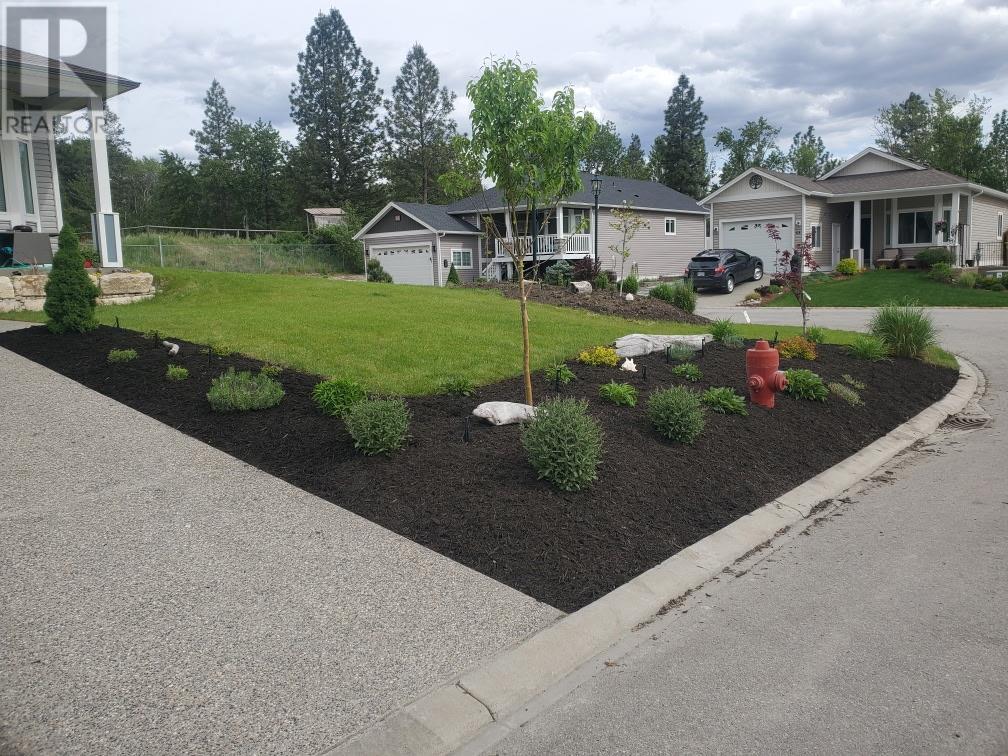 4505 MCLEAN CREEK Road Unit# G10, Okanagan Falls, BC V0H1R1