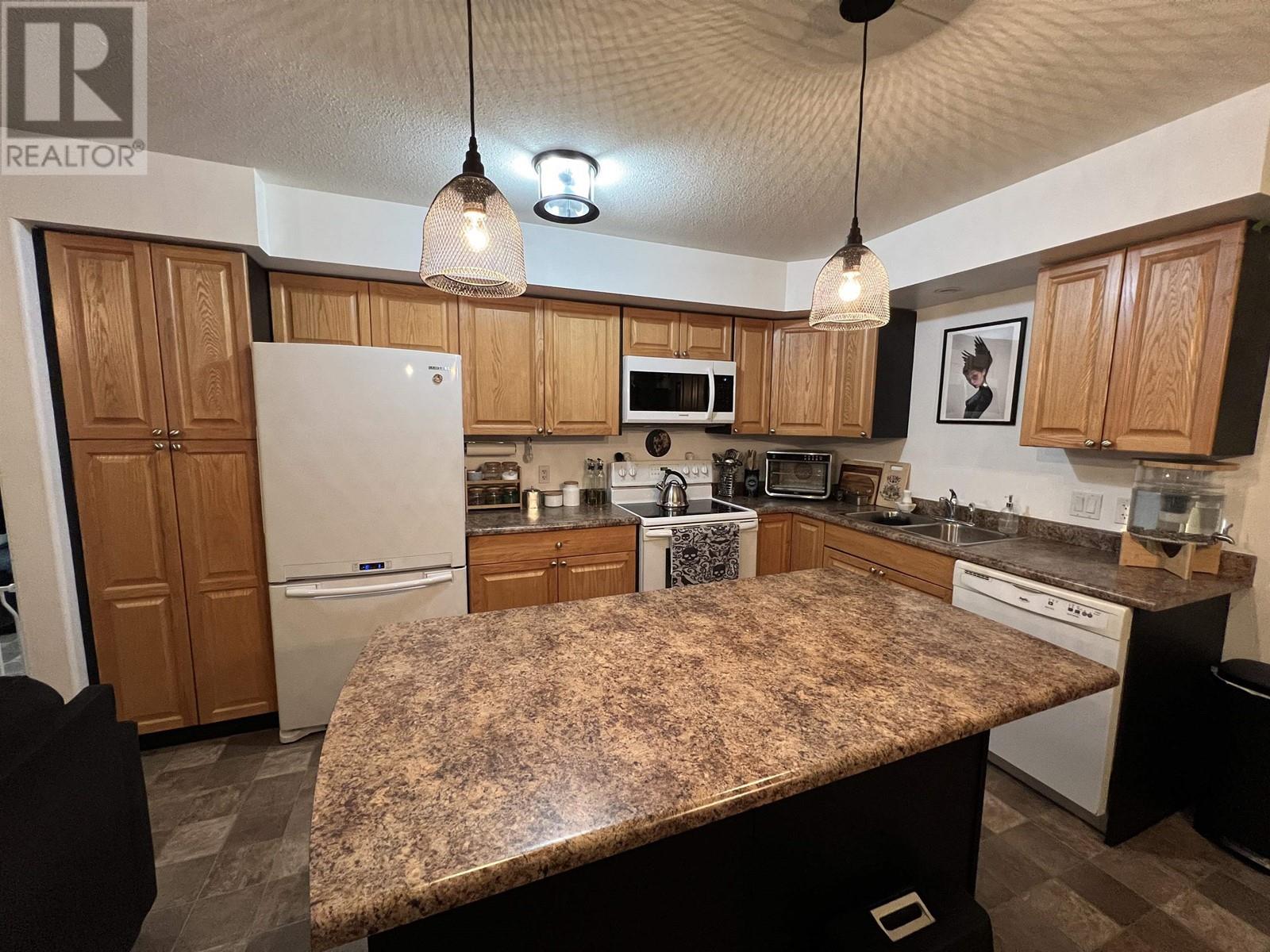 7 4620 E 52 Avenue, Fort Nelson, British Columbia  V0C 1R0 - Photo 11 - R3004369