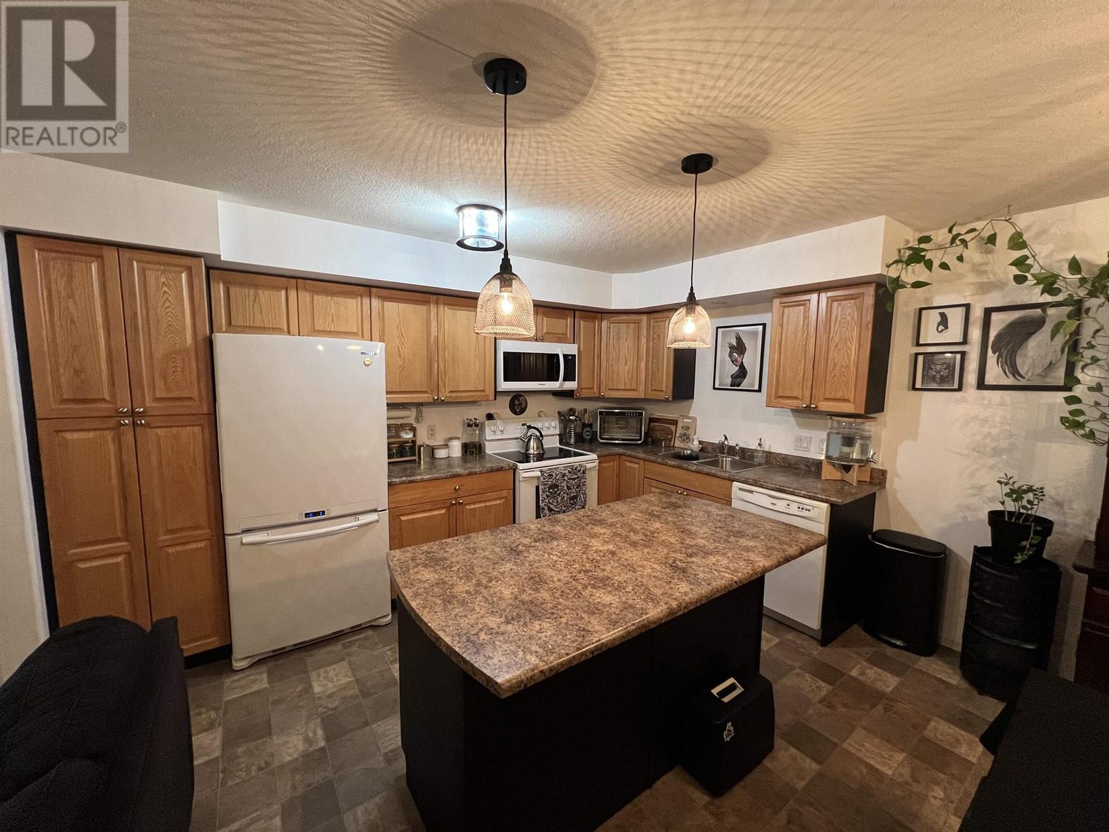 7 4620 E 52 Avenue, Fort Nelson, British Columbia  V0C 1R0 - Photo 9 - R3004369