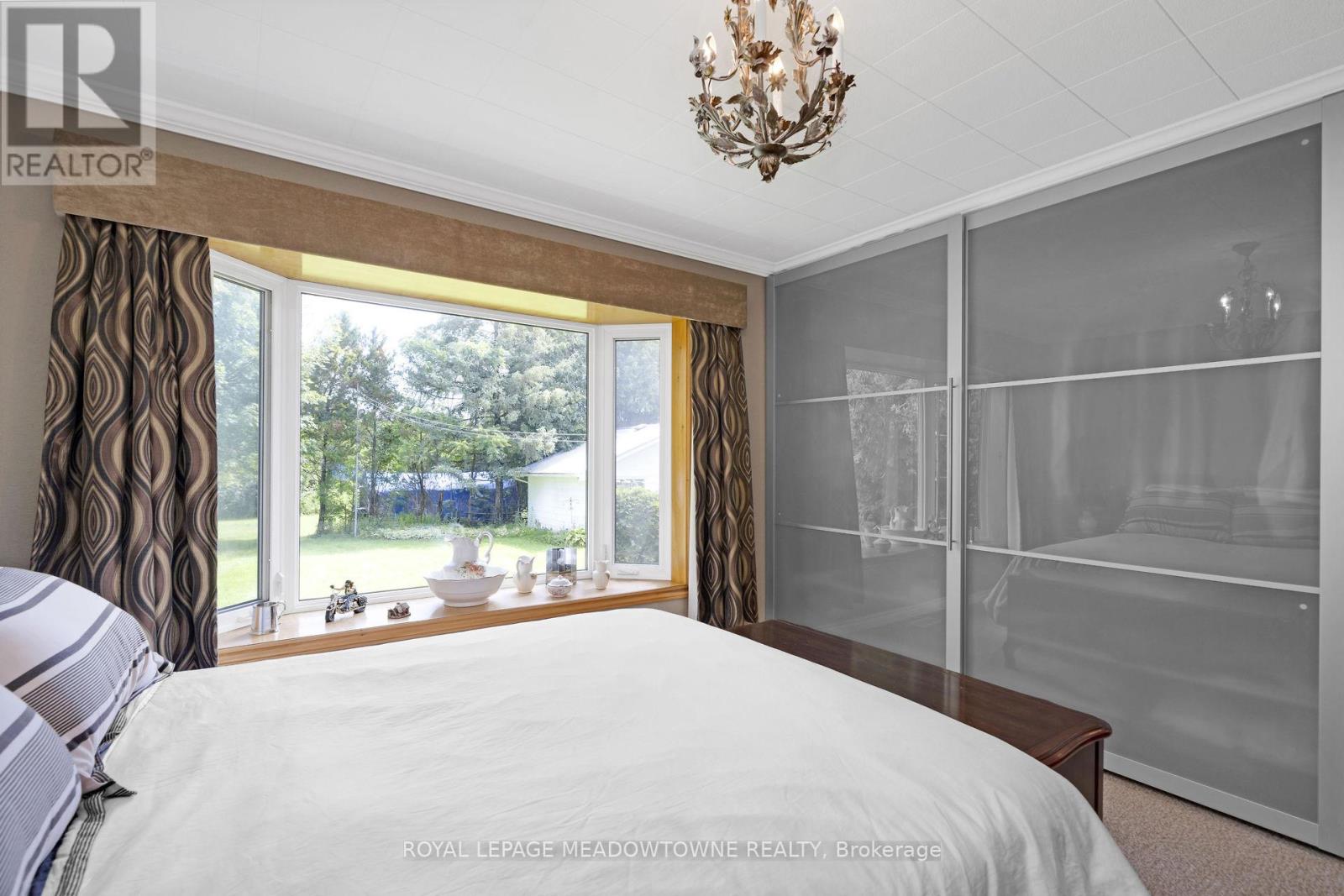 13181 Hwy 7, Halton Hills, Ontario  L7G 4S4 - Photo 11 - W12022305