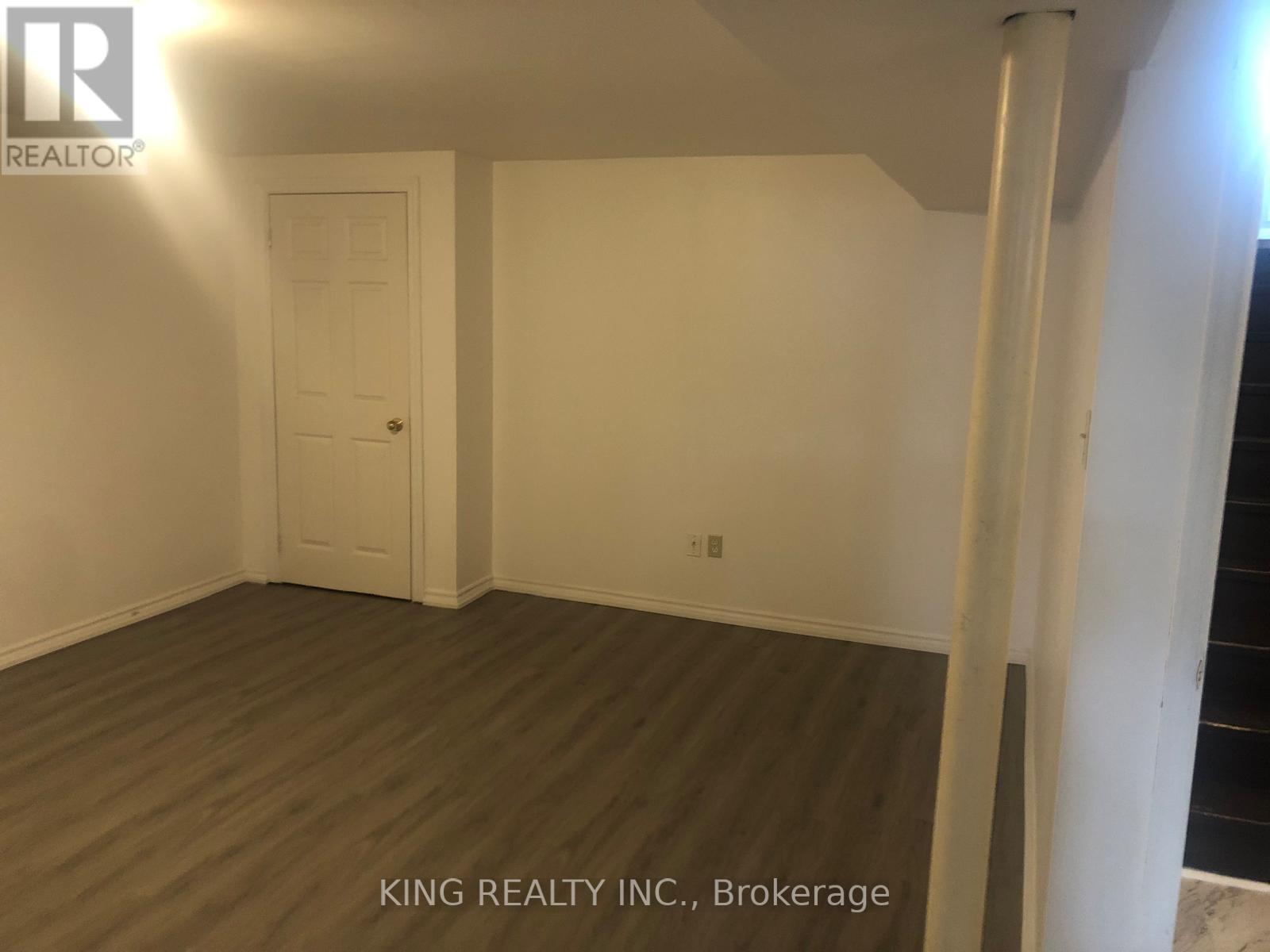 260 Stanley Street, Barrie, Ontario  L4M 6Y2 - Photo 23 - S12163930