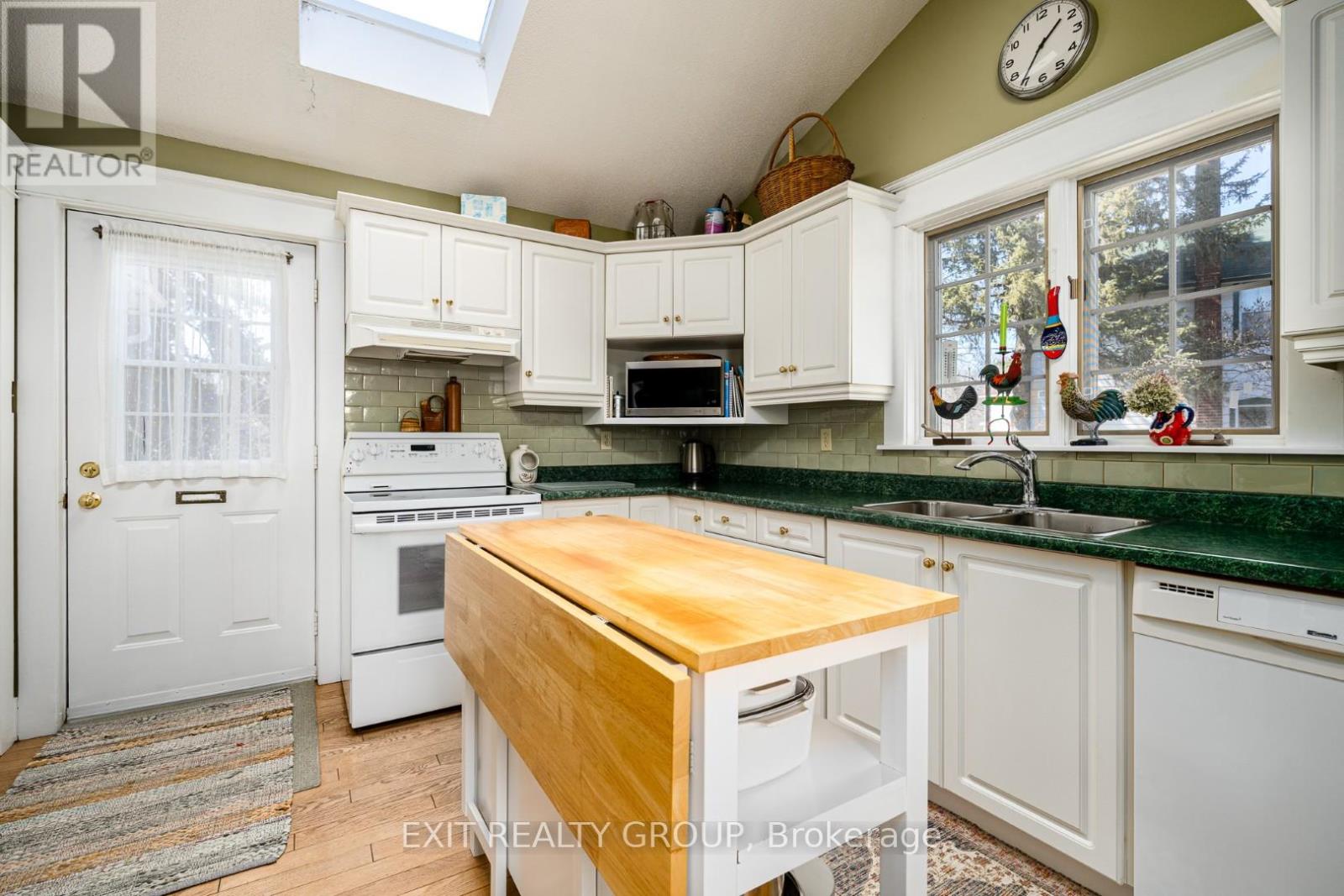 459 Moira Street, Tweed, Ontario  K0K 3J0 - Photo 6 - X12096745