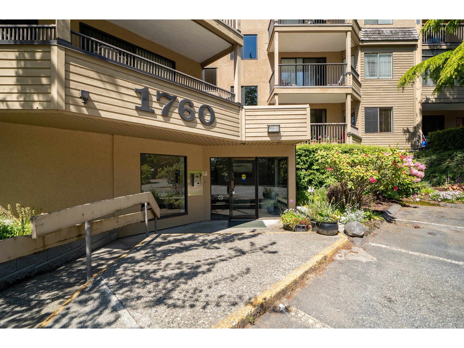 Property at 108 1760 SOUTHMERE CRESCENT image 3