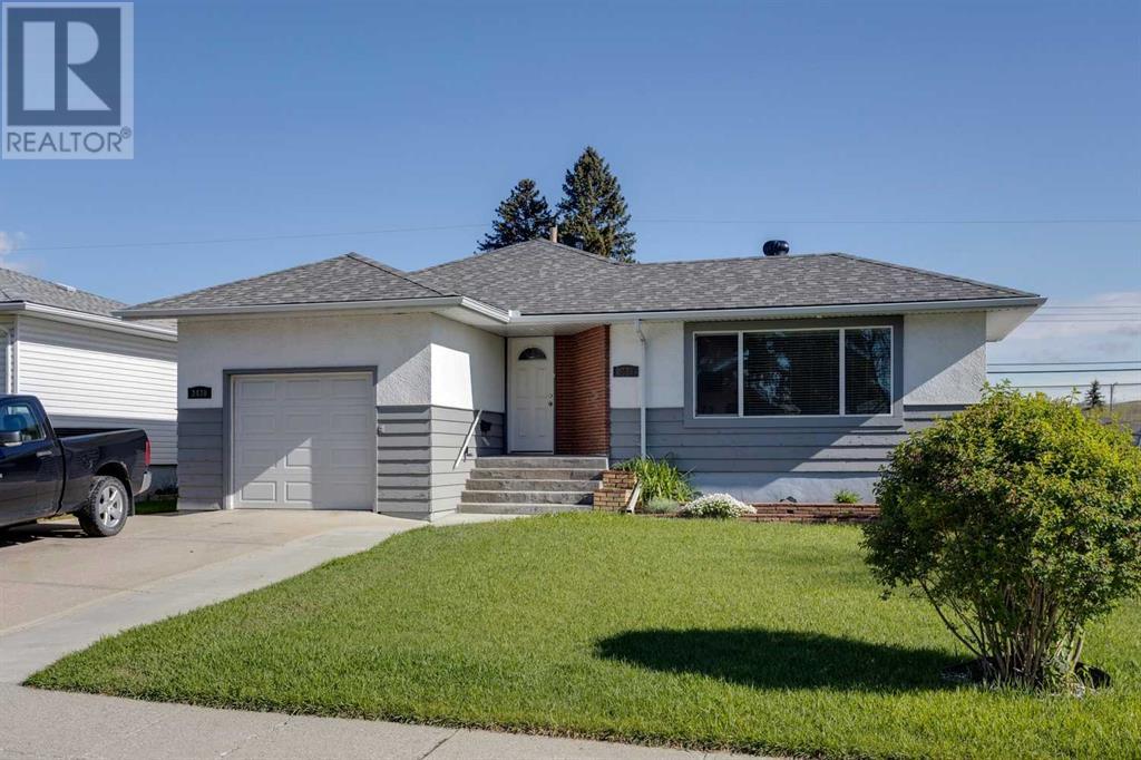 Property at 2428 25 Avenue NW image 1