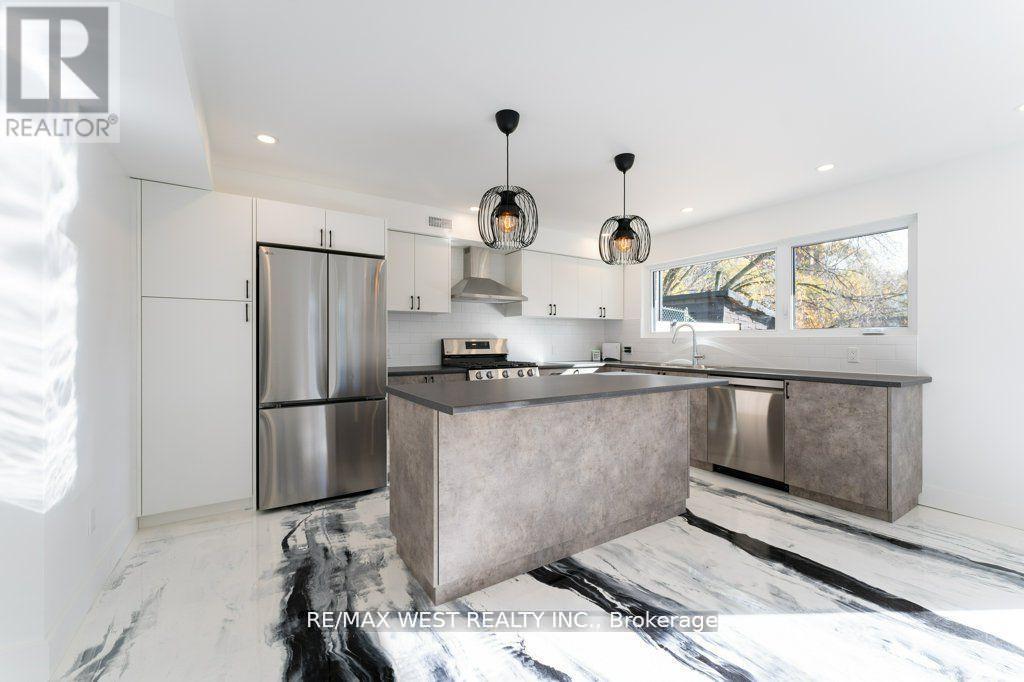 63 Lonborough Avenue, Toronto, Ontario  M6M 1X2 - Photo 15 - W12163897