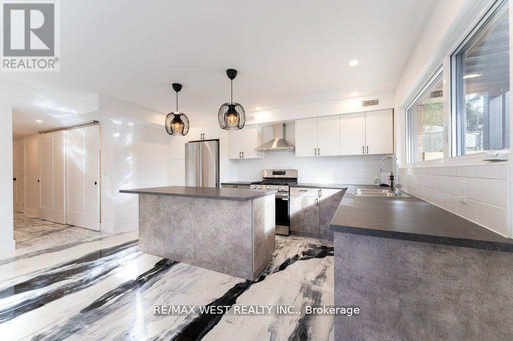 63 Lonborough Avenue, Toronto, Ontario  M6M 1X2 - Photo 17 - W12163897