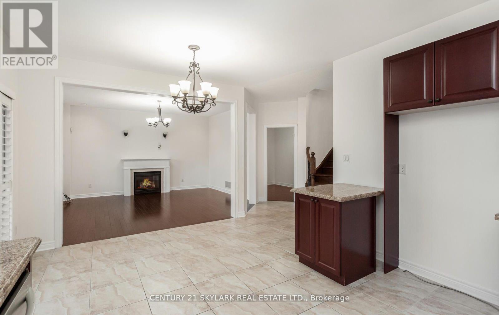 94 Bayhampton Drive, Brampton, Ontario  L6P 3A9 - Photo 14 - W12163898