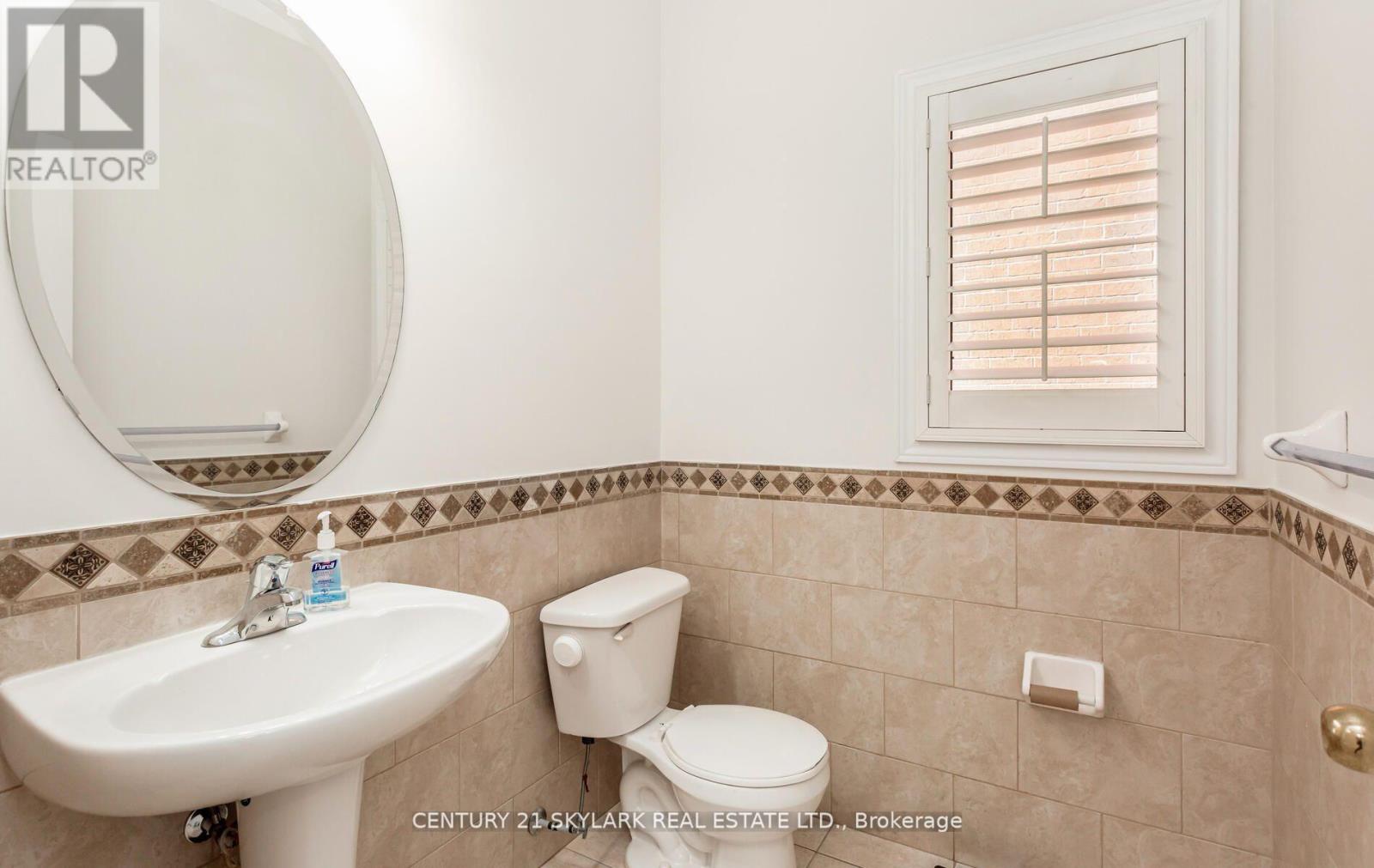 94 Bayhampton Drive, Brampton, Ontario  L6P 3A9 - Photo 17 - W12163898