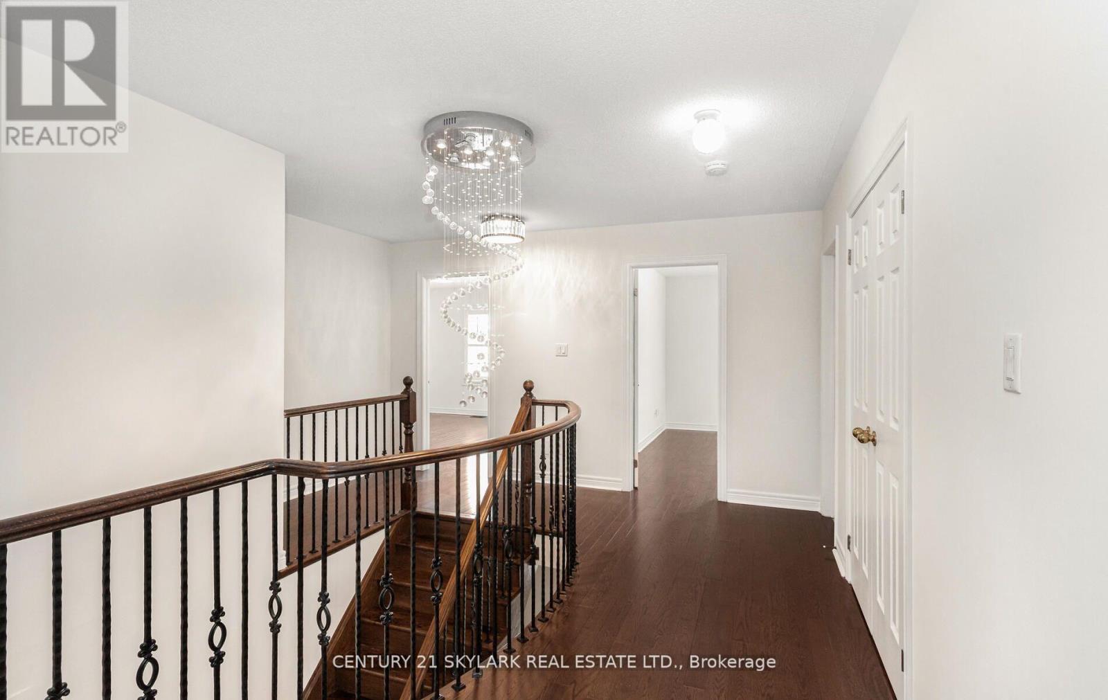 94 Bayhampton Drive, Brampton, Ontario  L6P 3A9 - Photo 25 - W12163898