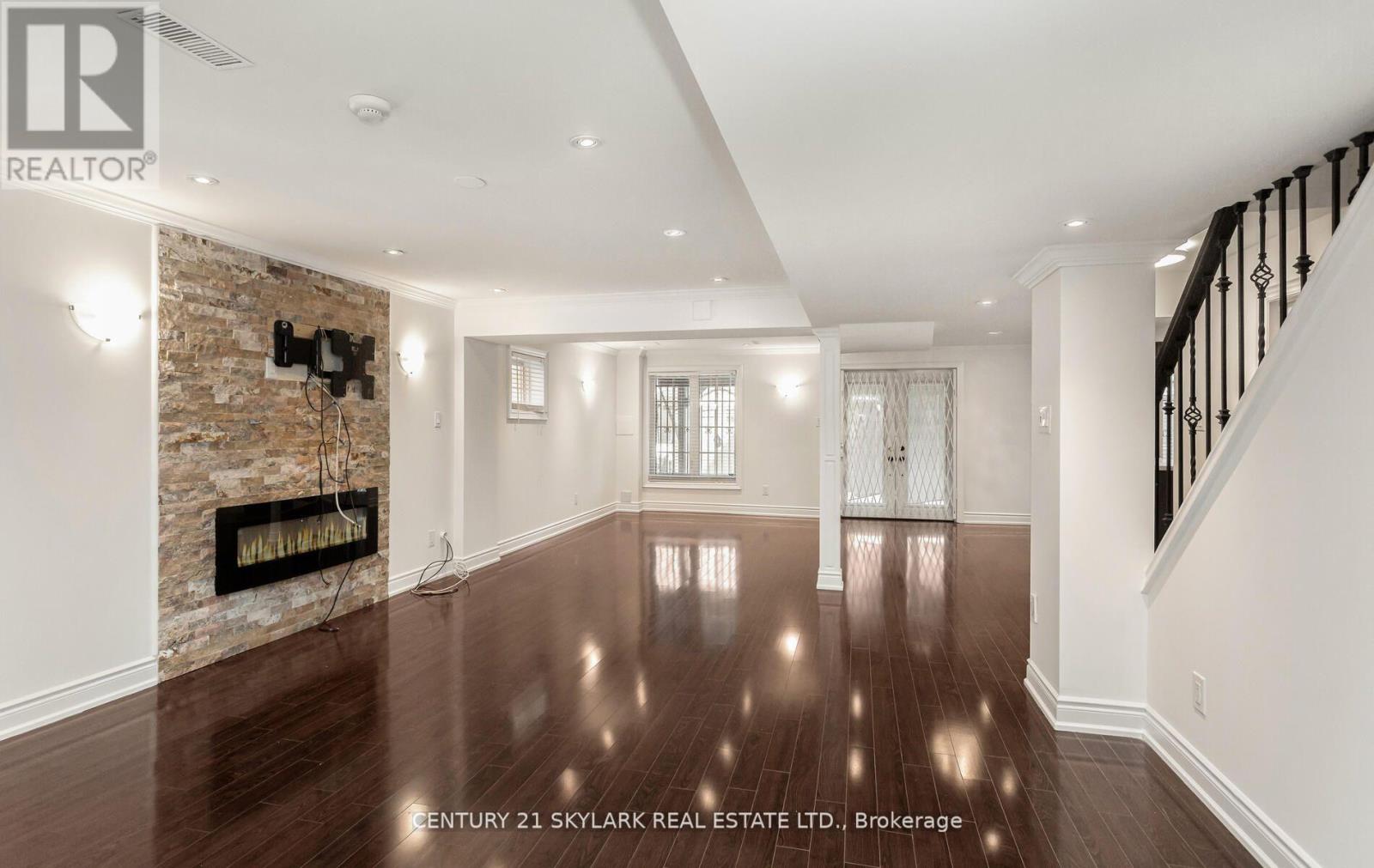 94 Bayhampton Drive, Brampton, Ontario  L6P 3A9 - Photo 40 - W12163898