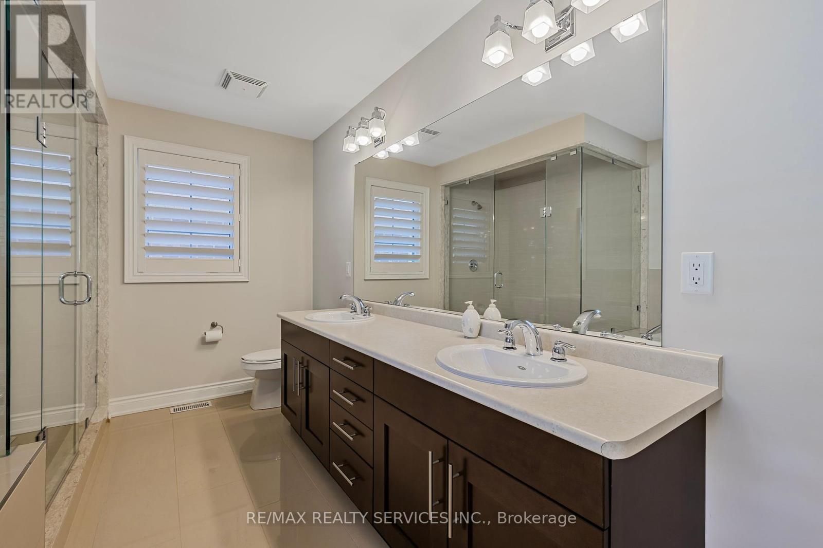 5 Perth Street, Brampton, Ontario  L6Z 4P3 - Photo 34 - W12163913