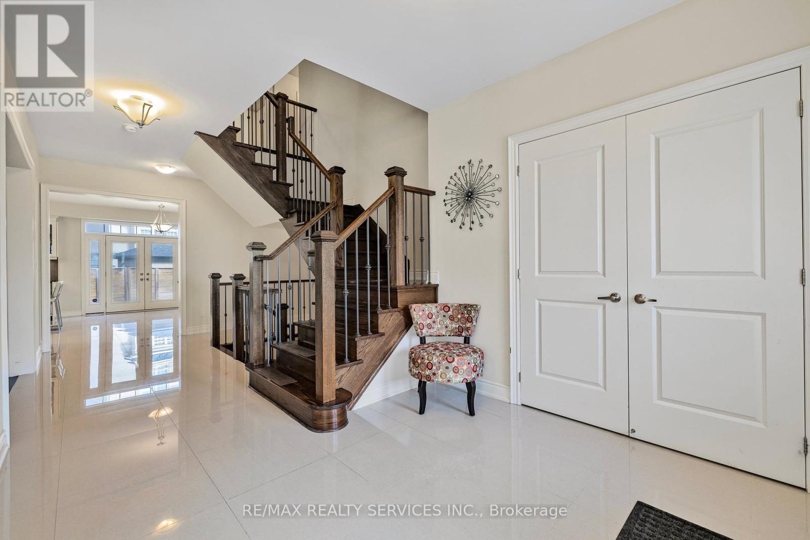 5 Perth Street, Brampton, Ontario  L6Z 4P3 - Photo 6 - W12163913