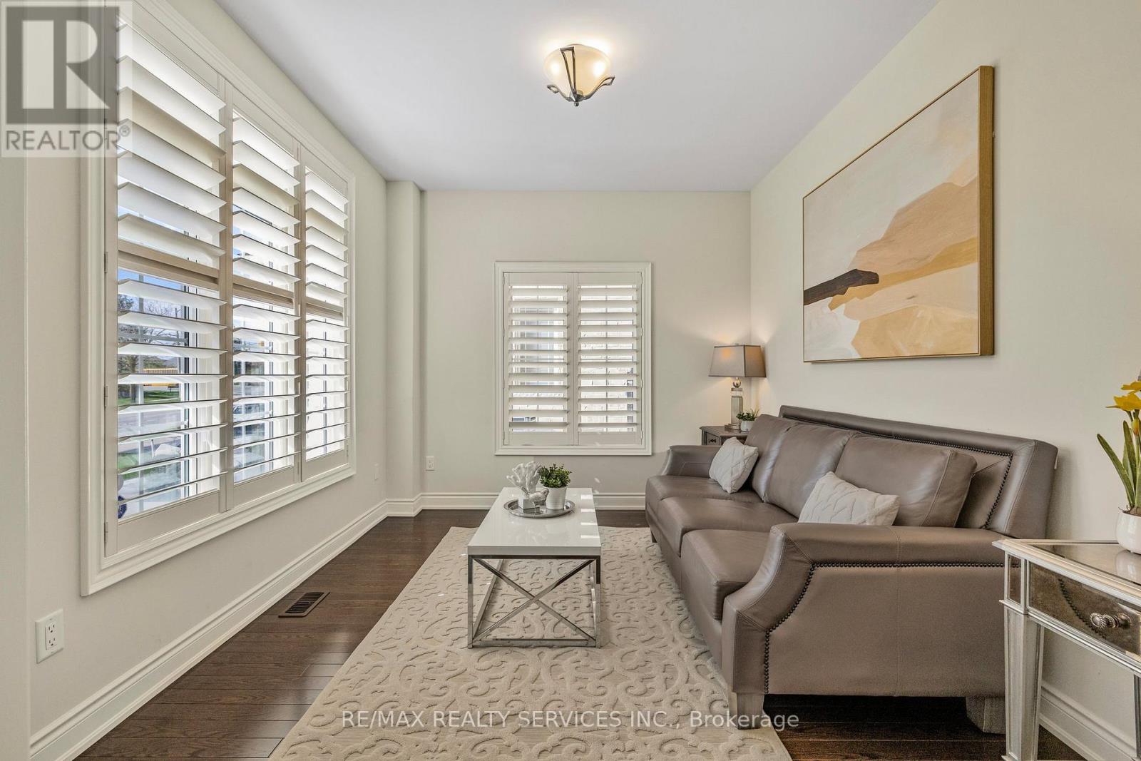 5 Perth Street, Brampton, Ontario  L6Z 4P3 - Photo 7 - W12163913