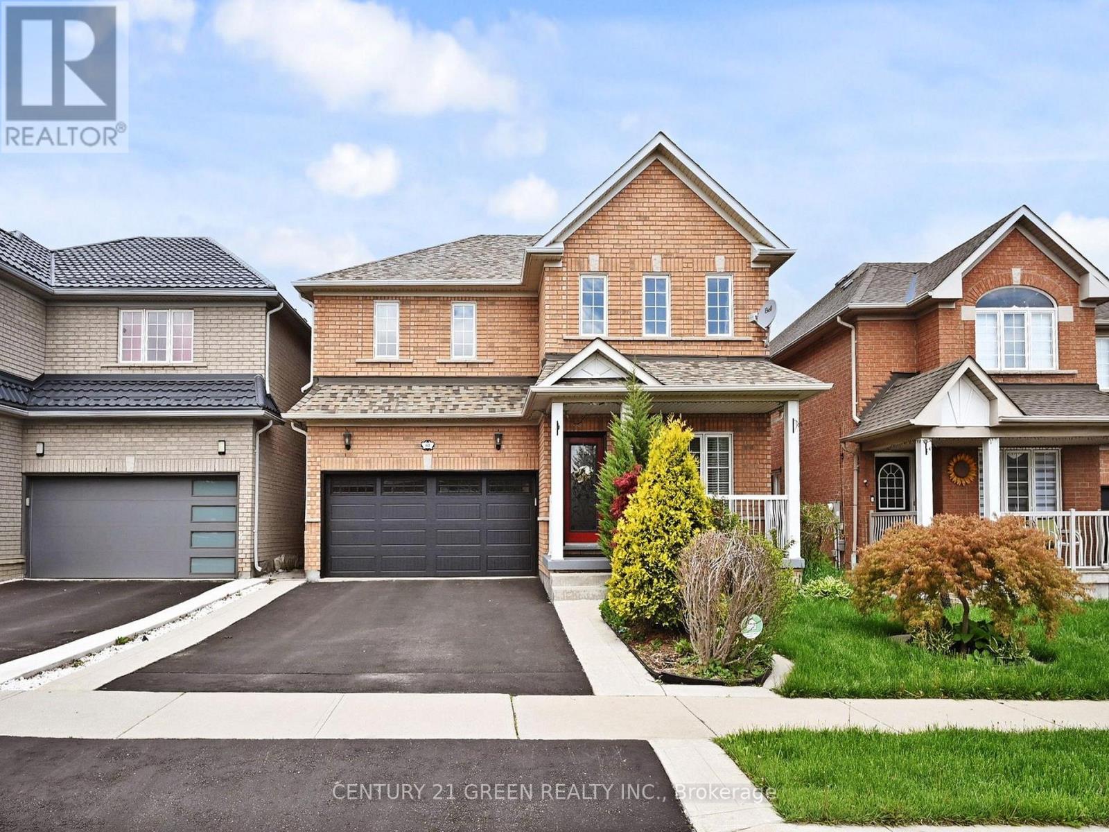 60 Fandor Way, Brampton, Ontario  L7A 2H1 - Photo 3 - W12163947