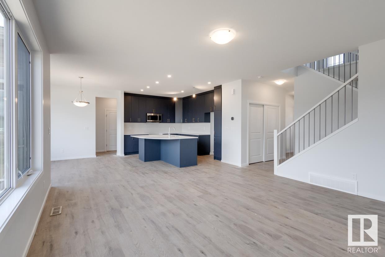 2040 209 St Nw, Edmonton, Alberta  T6M 2X6 - Photo 9 - E4437654