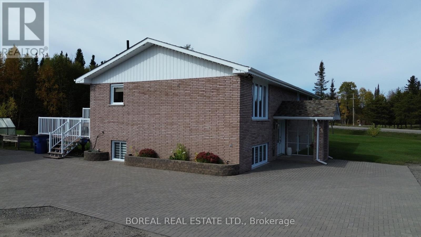 806 Hwy 652, Cochrane, Ontario  P0L 1C0 - Photo 7 - T12163980