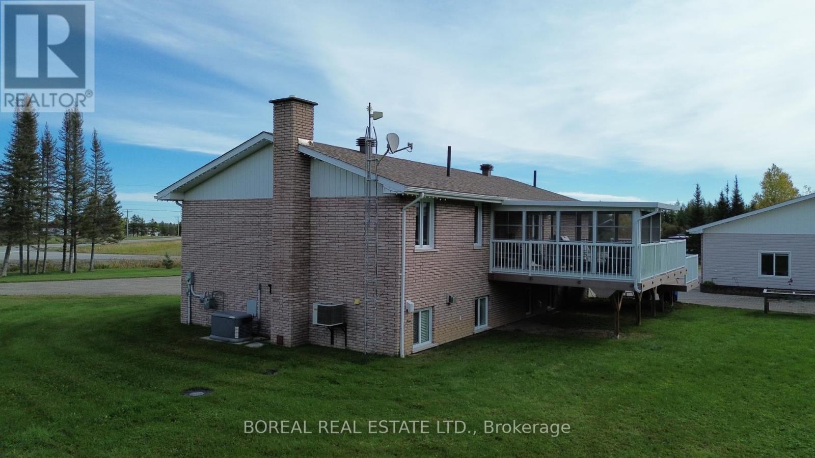 806 Hwy 652, Cochrane, Ontario  P0L 1C0 - Photo 8 - T12163980