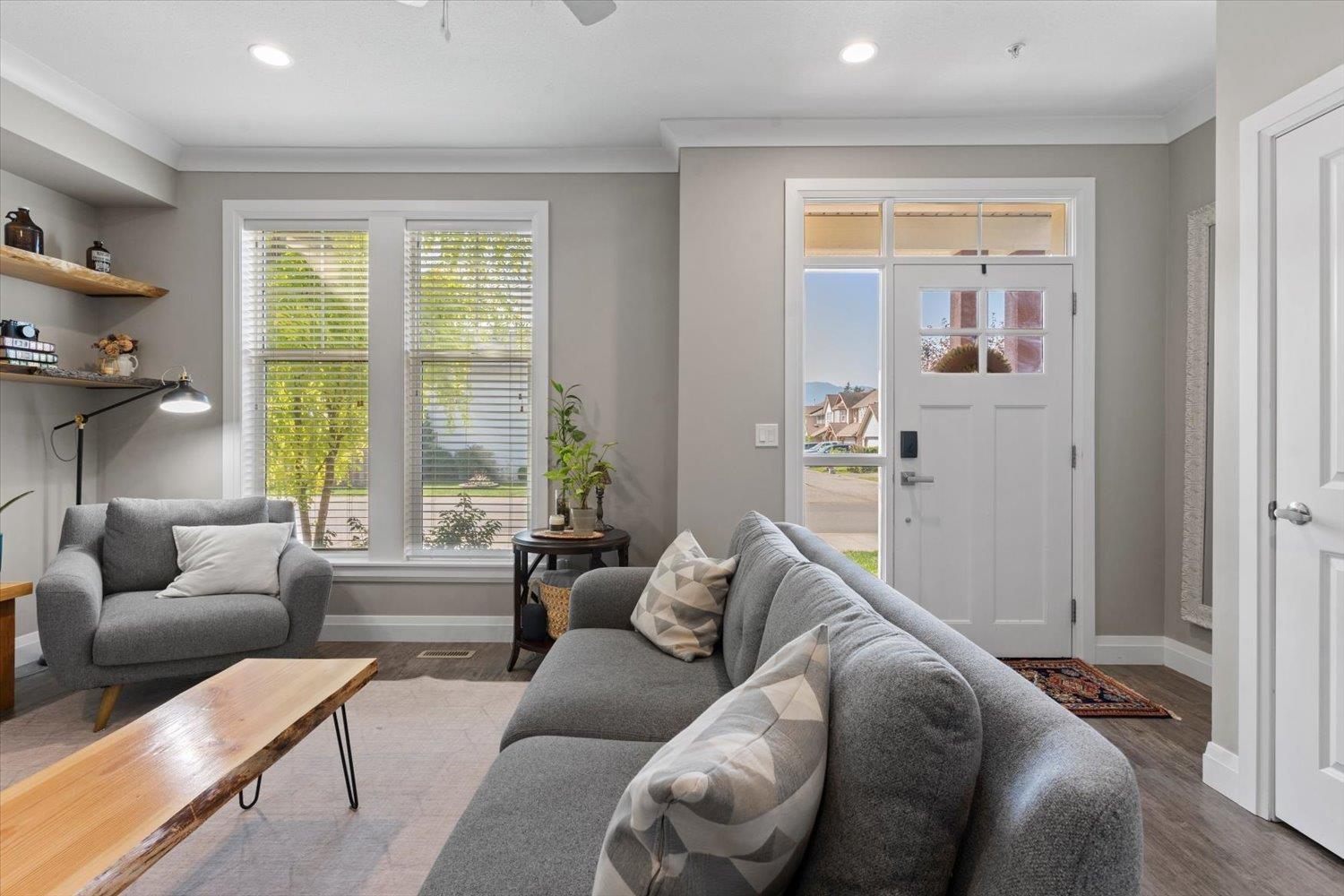 5408 Peach Road, Garrison Crossing, Chilliwack, British Columbia  V2R 0Z6 - Photo 3 - R3005401