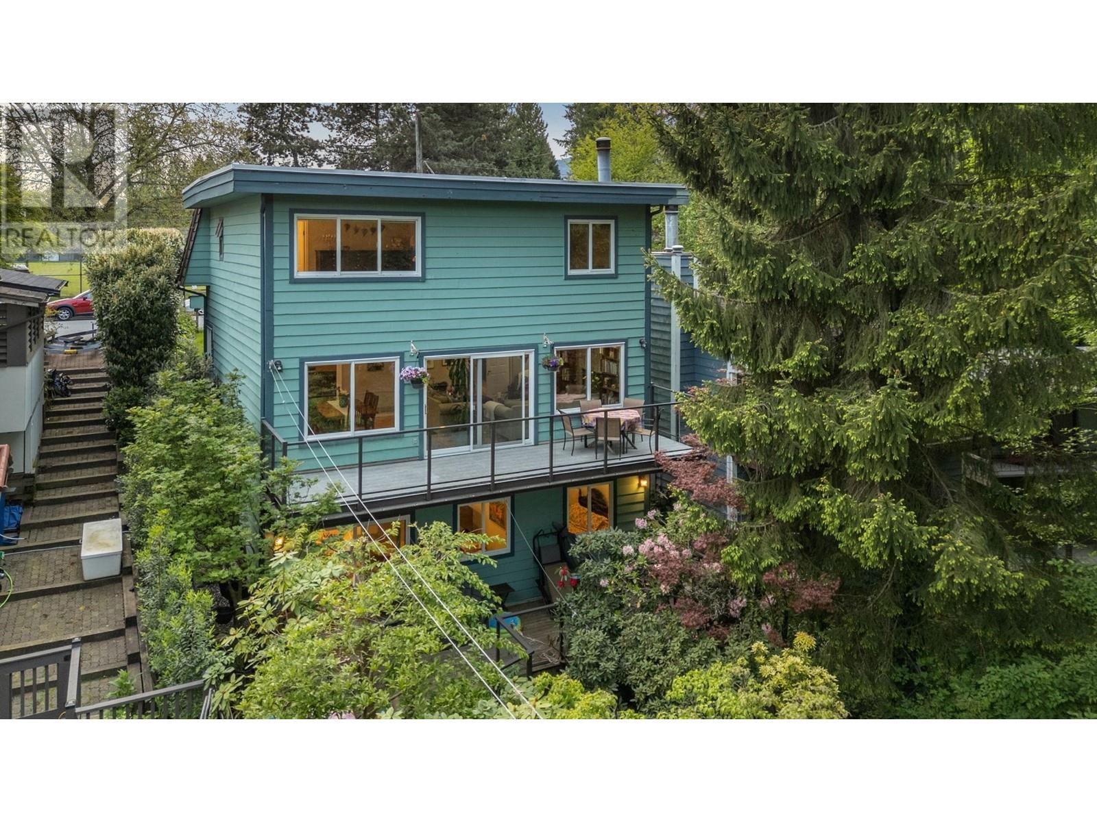 2380 Mackay Avenue, North Vancouver, British Columbia  V7P 2M9 - Photo 3 - R3001254