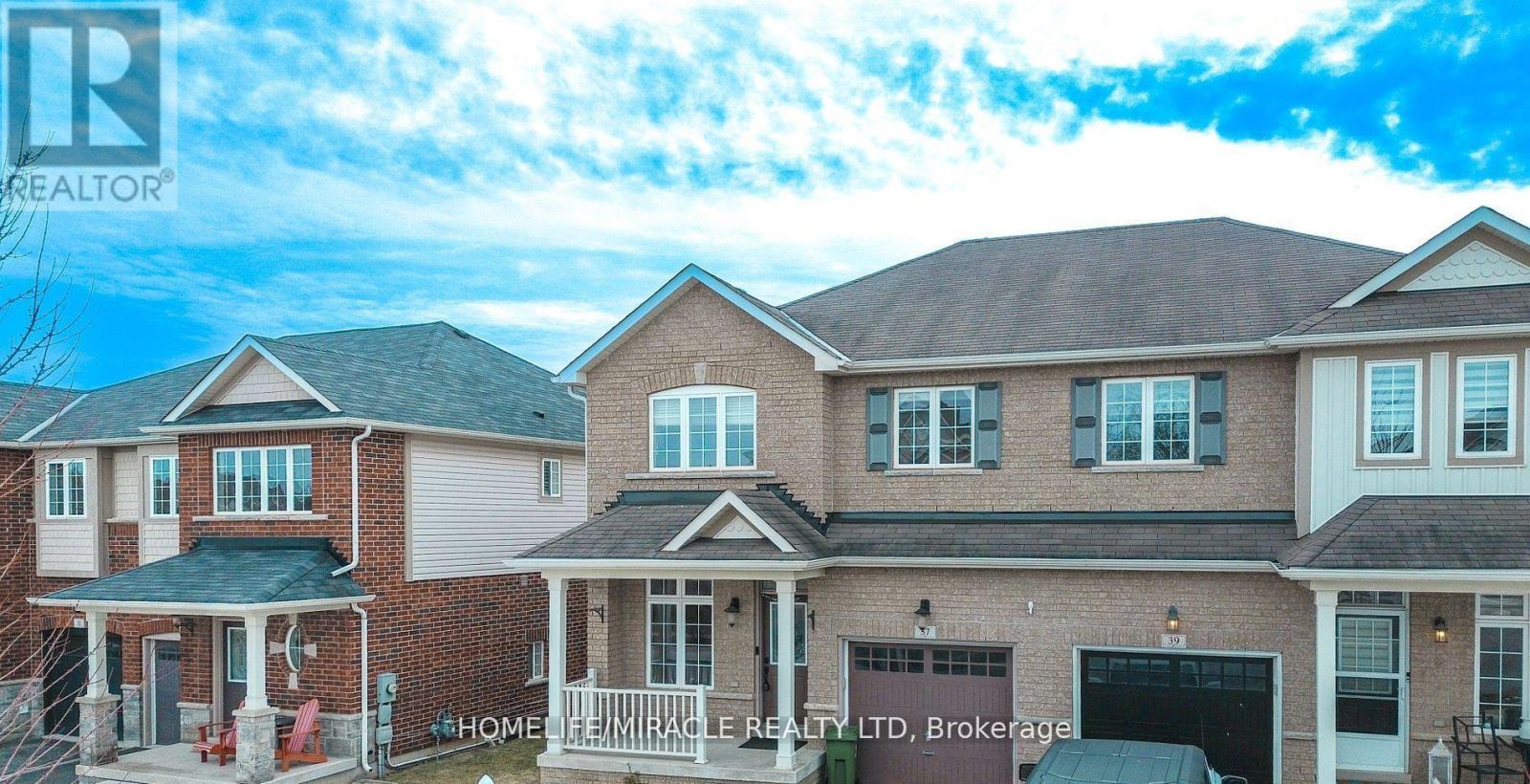 37 Sadielou Boulevard, Hamilton, Ontario  L8B 0T2 - Photo 3 - X12163909