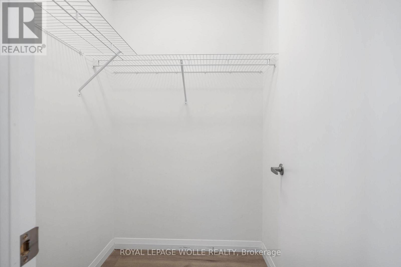 2405 - 60 Charles Street W, Kitchener, Ontario  N2G 1Y6 - Photo 14 - X12163926