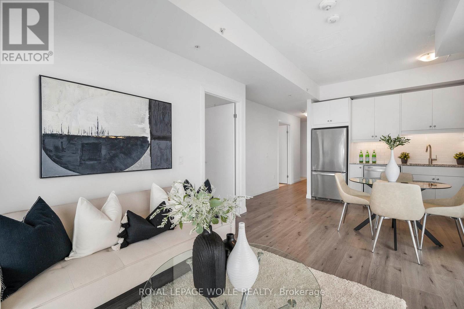 2405 - 60 Charles Street W, Kitchener, Ontario  N2G 1Y6 - Photo 4 - X12163926