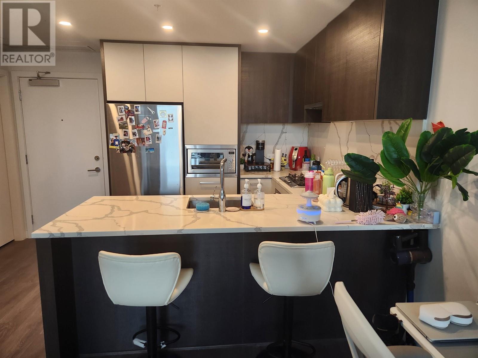 909 567 Clarke Road, Coquitlam, British Columbia  V3J 0K7 - Photo 1 - R3005535