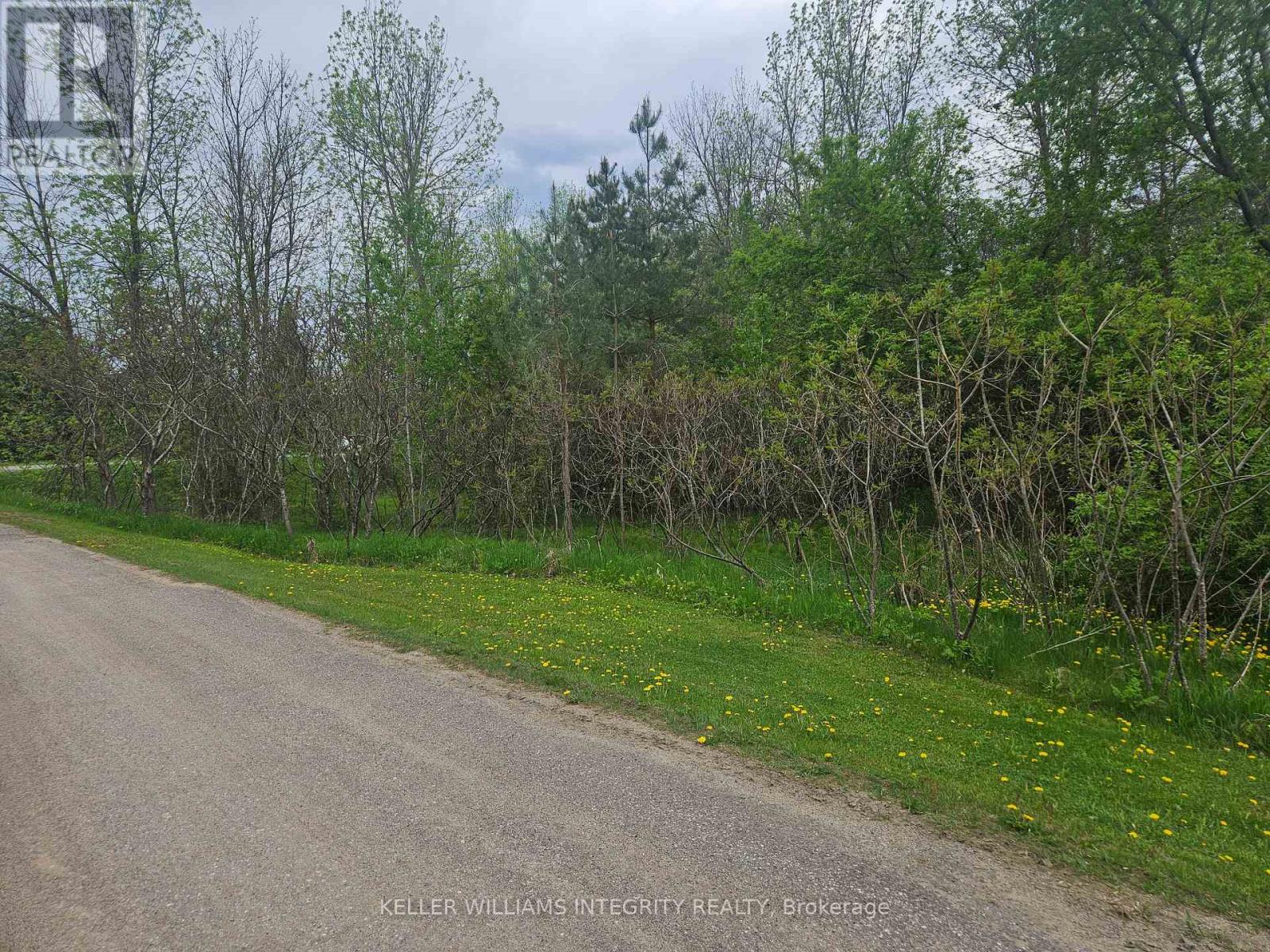 7 Grantham Road, Horton, Ontario  K7V 3Z8 - Photo 2 - X12163994