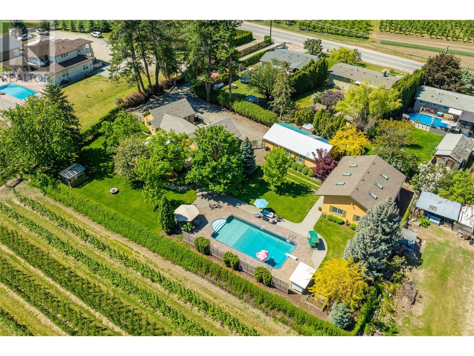 2430 Longhill Road, Kelowna, British Columbia  V1V 2G3 - Photo 75 - 10348483