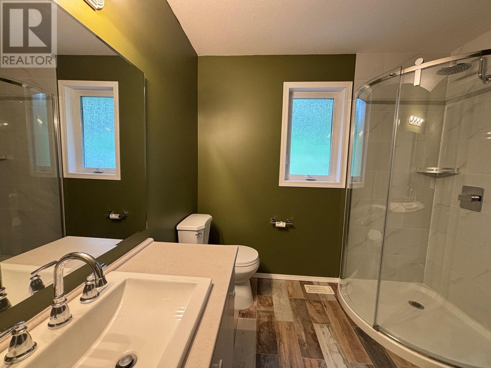 3400 HWY 3 Highway, Rock Creek, BC V0H1Y0