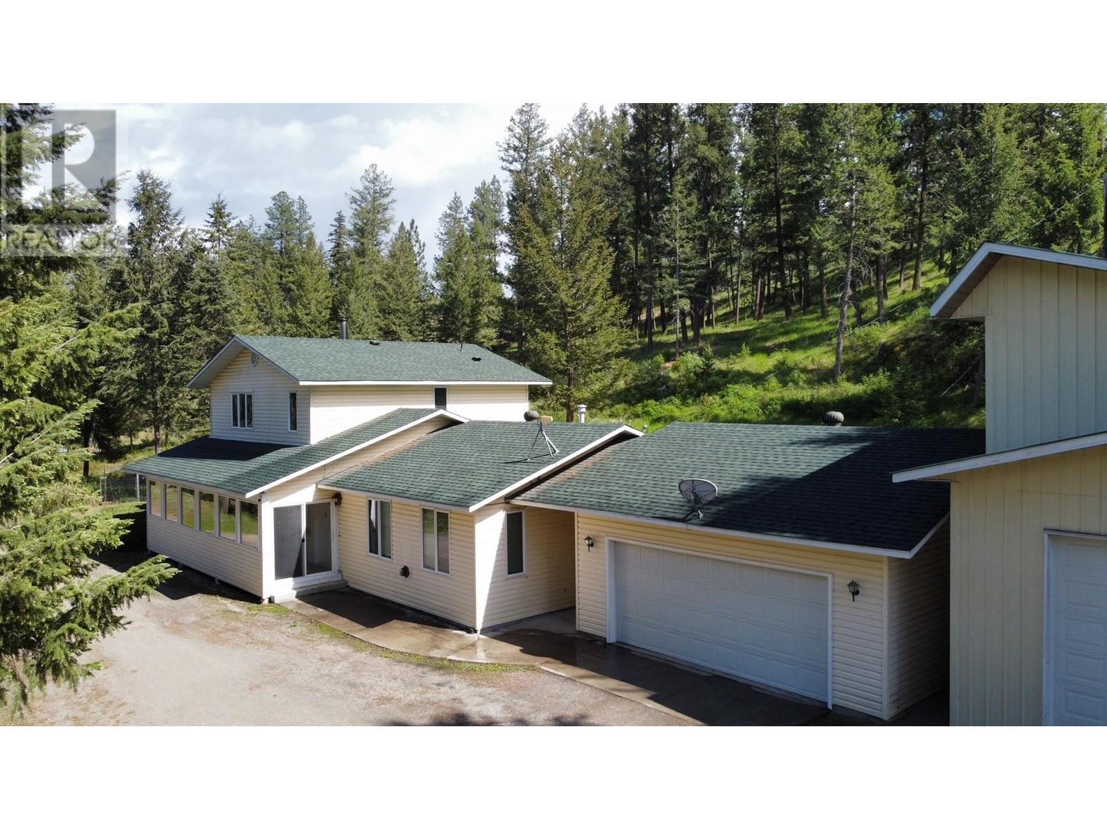 3400 HWY 3 Highway, Rock Creek, British Columbia