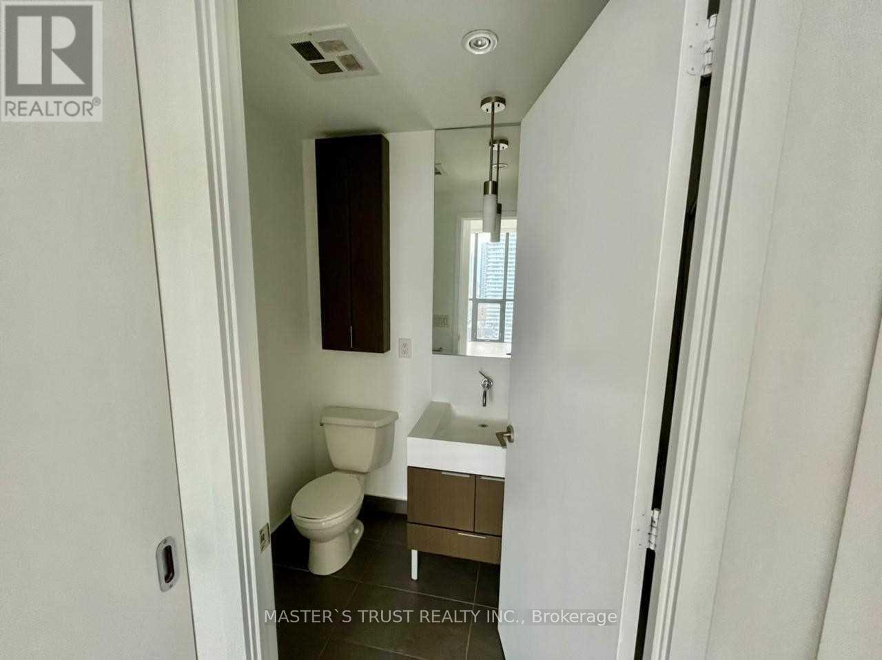 2607 - 110 Charles Street E, Toronto, Ontario  M4Y 1T5 - Photo 6 - C12163976