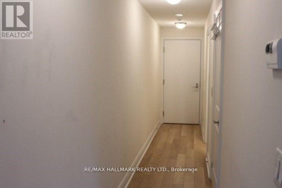 1105 - 28 Ted Rogers Way, Toronto, Ontario  M4Y 2J4 - Photo 9 - C12163982