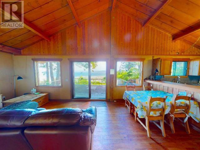 1652 Savary Island Road, Savary Island, British Columbia   - Photo 5 - 18988