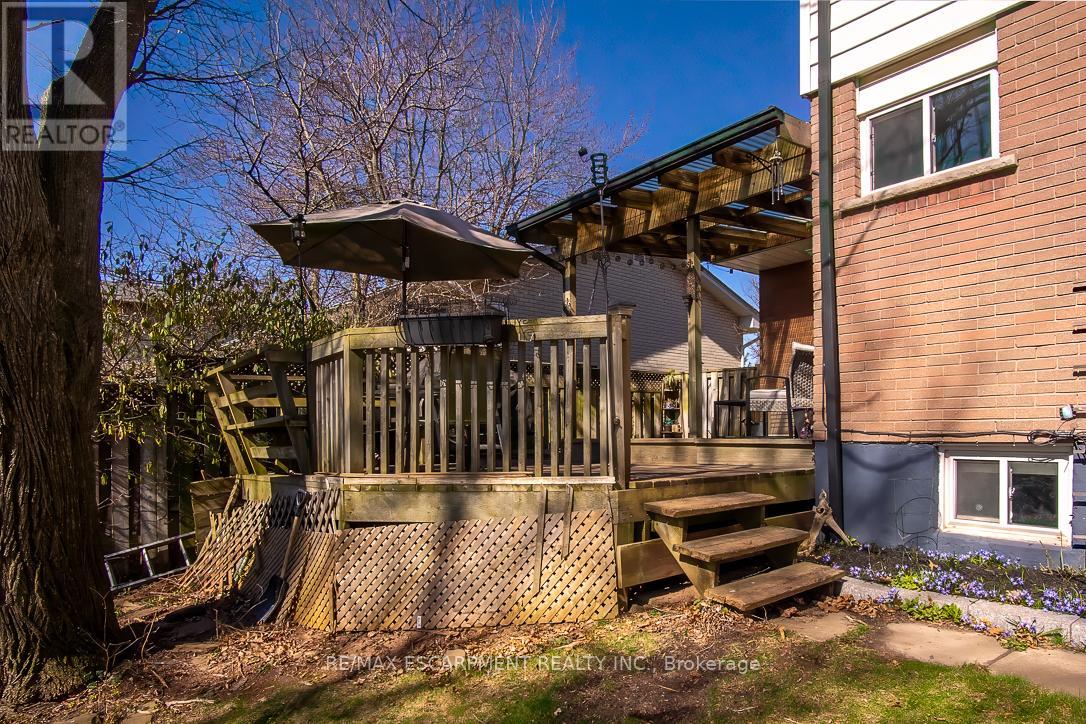 516 Falgarwood Drive, Oakville, Ontario  L6H 1N3 - Photo 40 - W12090037