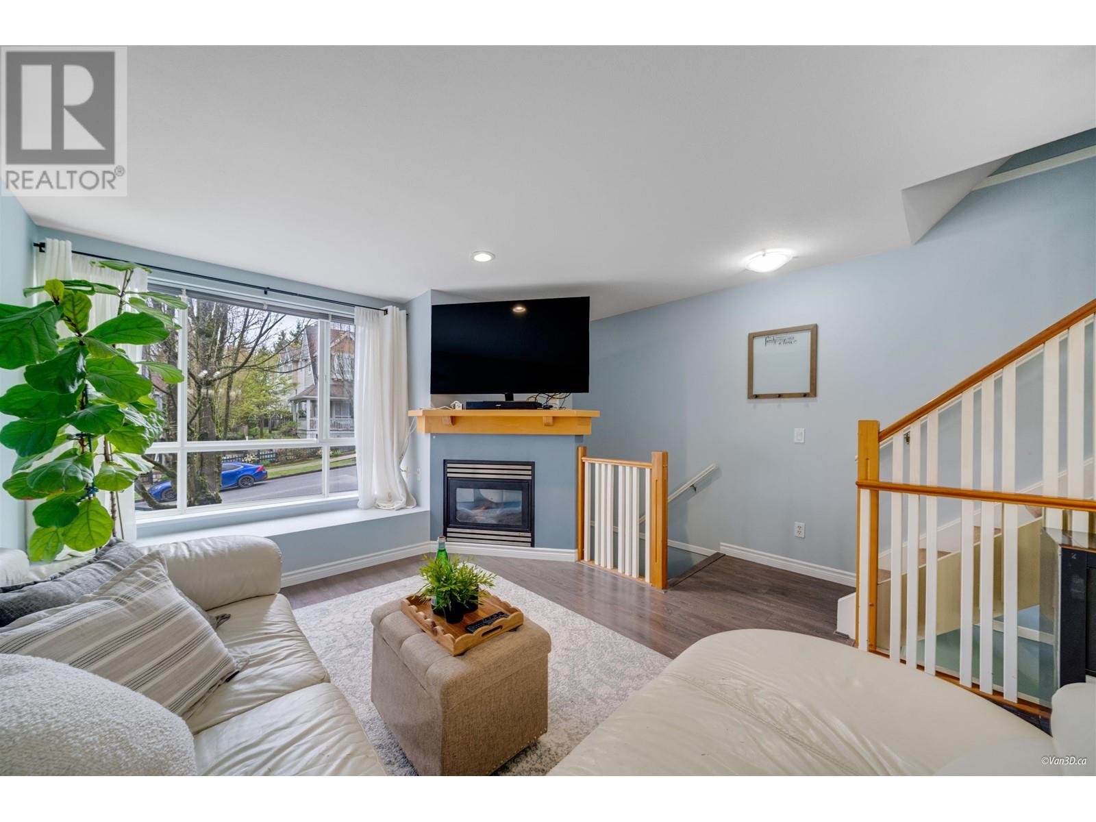 7386 Hawthorne Terrace, Burnaby, British Columbia  V5E 4M4 - Photo 5 - R2988847