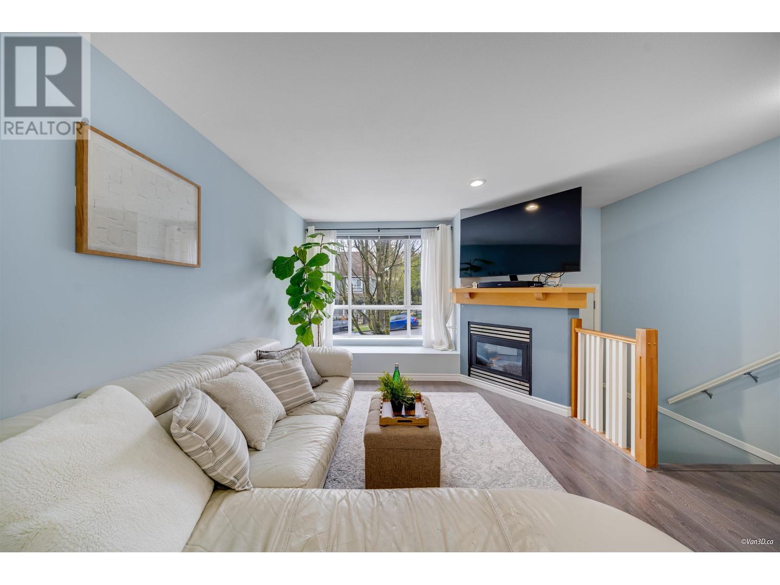 7386 Hawthorne Terrace, Burnaby, British Columbia  V5E 4M4 - Photo 6 - R2988847