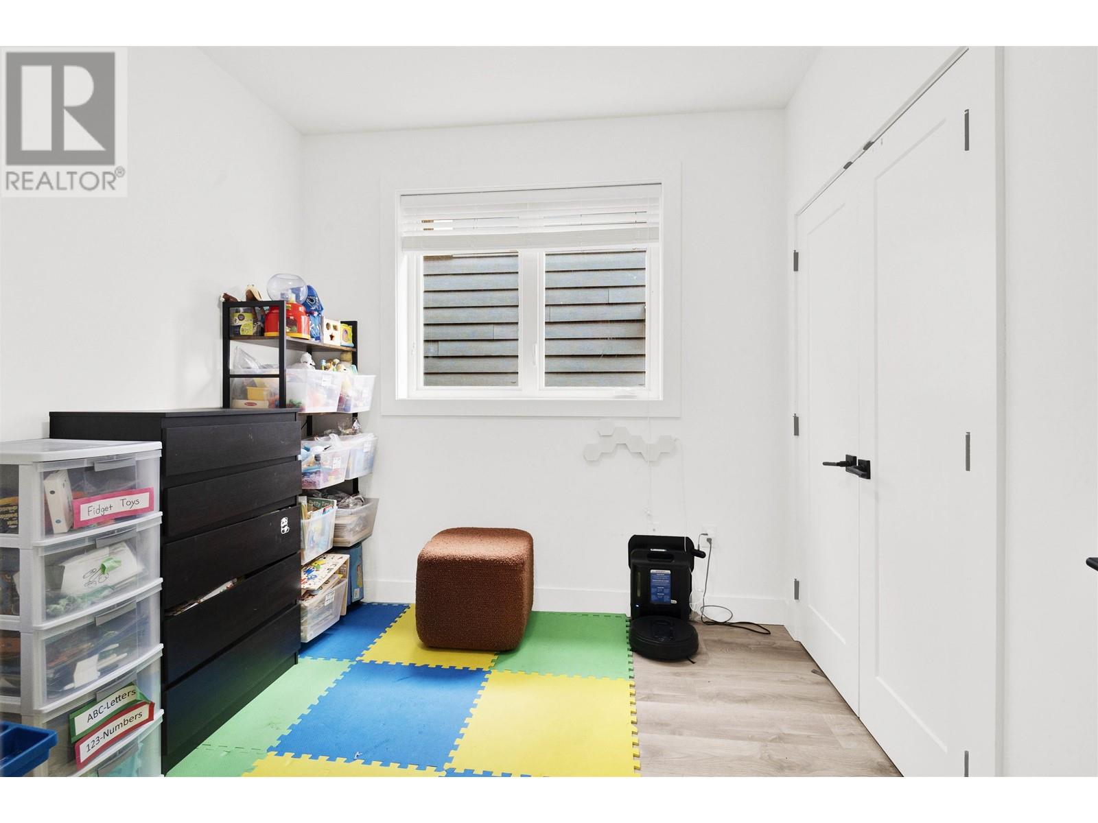 2743 Duke Street, Vancouver, British Columbia  V5R 4S8 - Photo 17 - R3004087