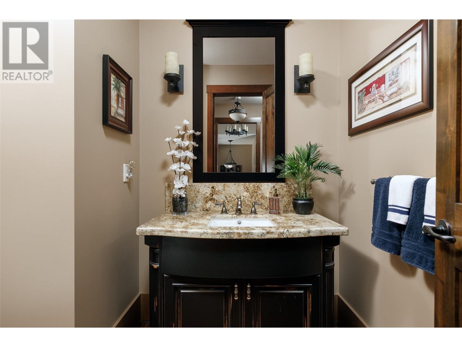 Property at 1528 Vineyard Drive image 5