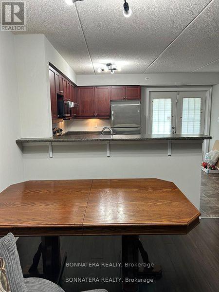 112 - 1350 Main Street E, Milton (De Dempsey), Ontario  L9T 7S7 - Photo 10 - W12163997