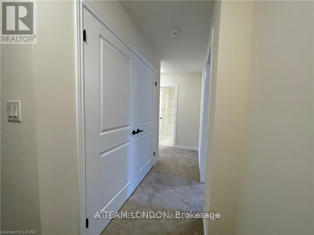 53 - 435 Callaway Road, London North (North R), Ontario  N6G 2N1 - Photo 21 - X12164074
